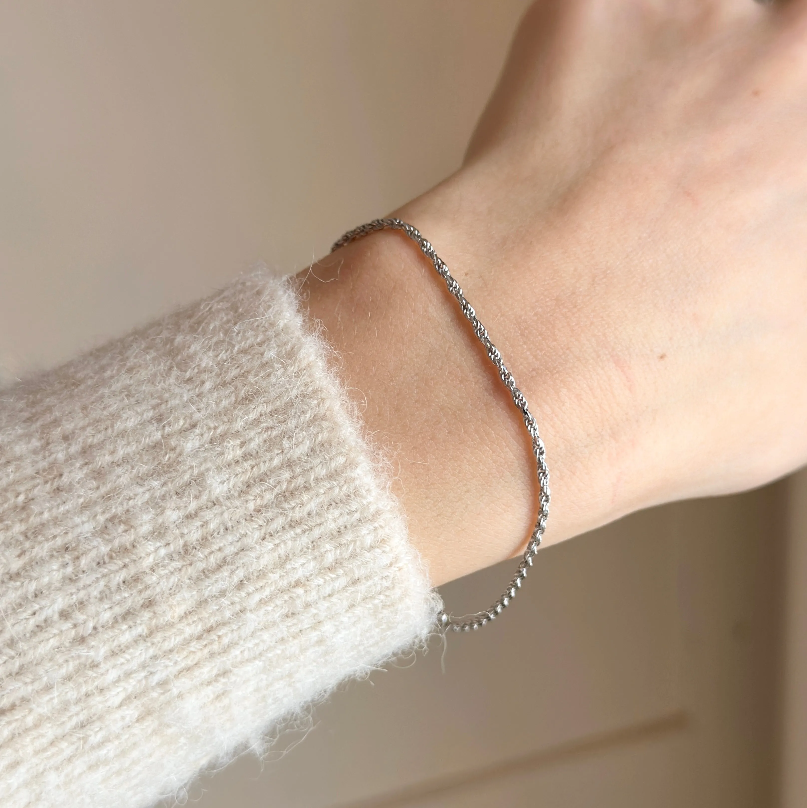10KT White Gold 1.6mm Diamond-Cut Rope Chain Bracelet