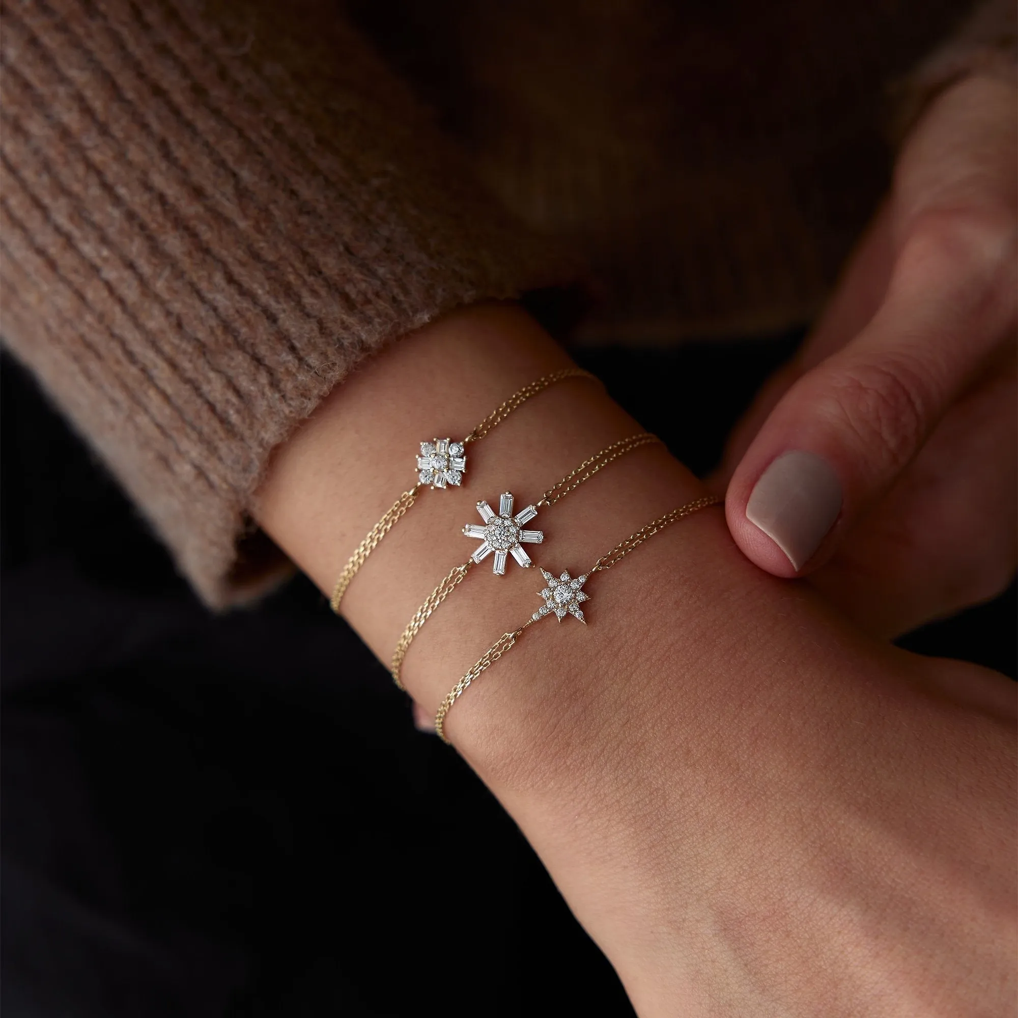 14k Gold Flower Bracelet