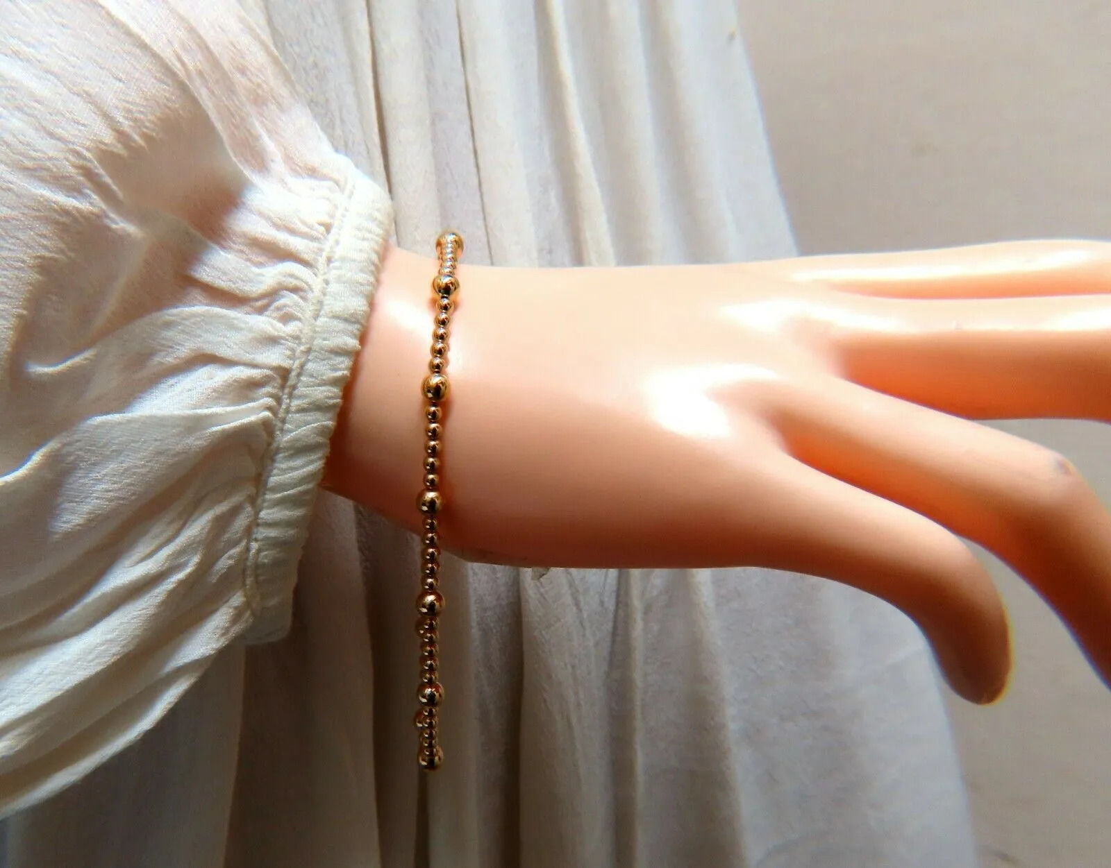 14kt Alternated bull bead bracelet hollow 9.5 inch 4.8mm