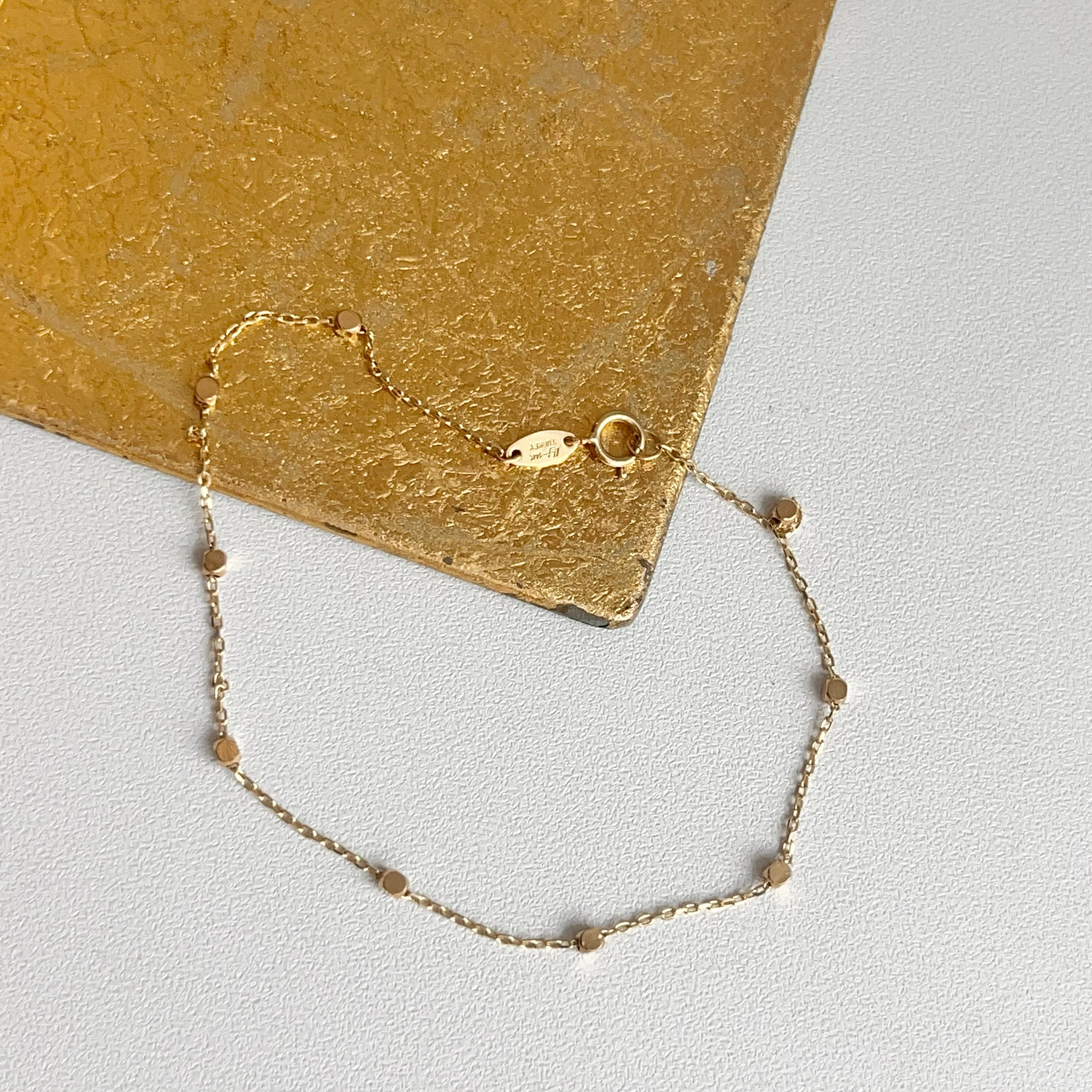 14KT Yellow Gold Cube Station Chain Bracelet