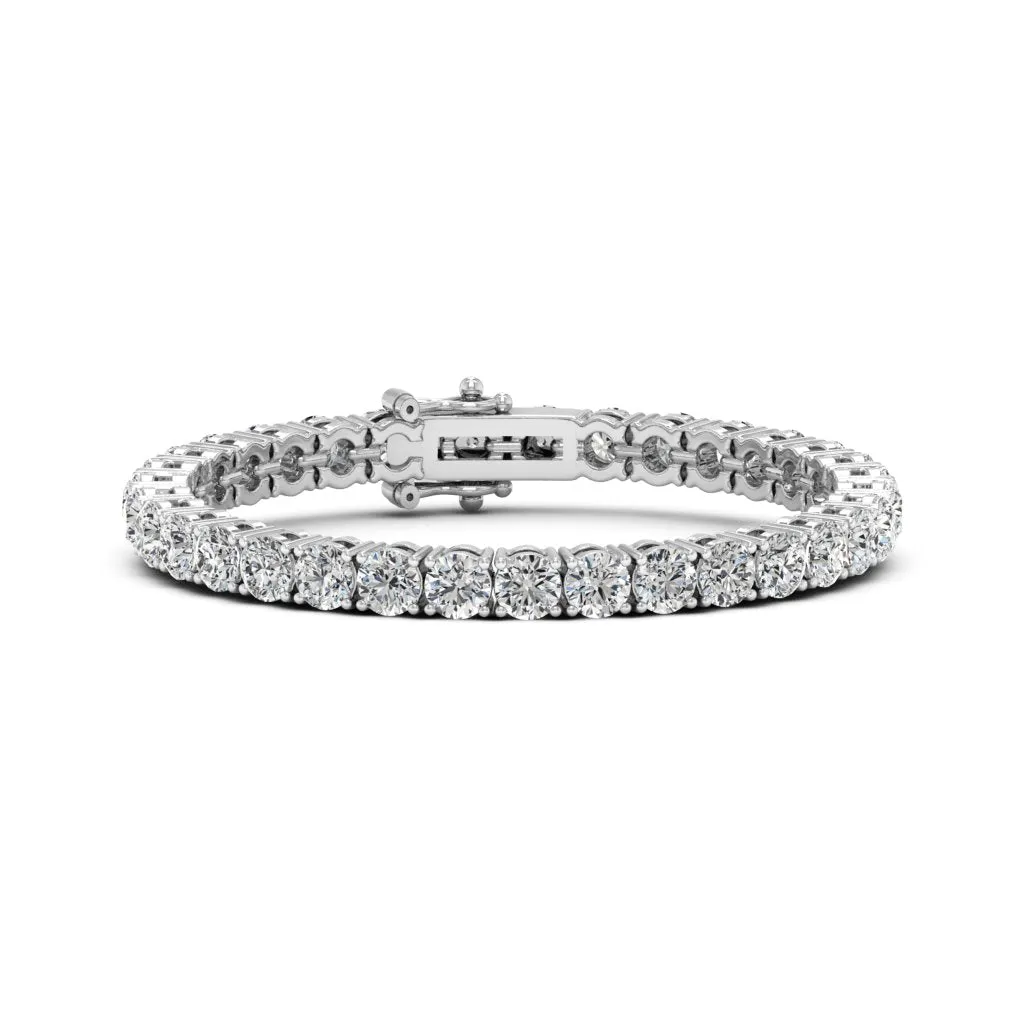 17.00 d.e.w cts Moissanite Bracelet