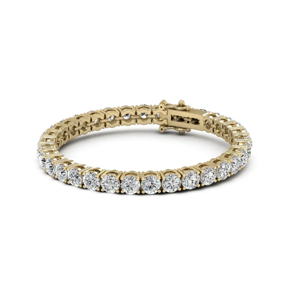 17.00 d.e.w cts Moissanite Bracelet