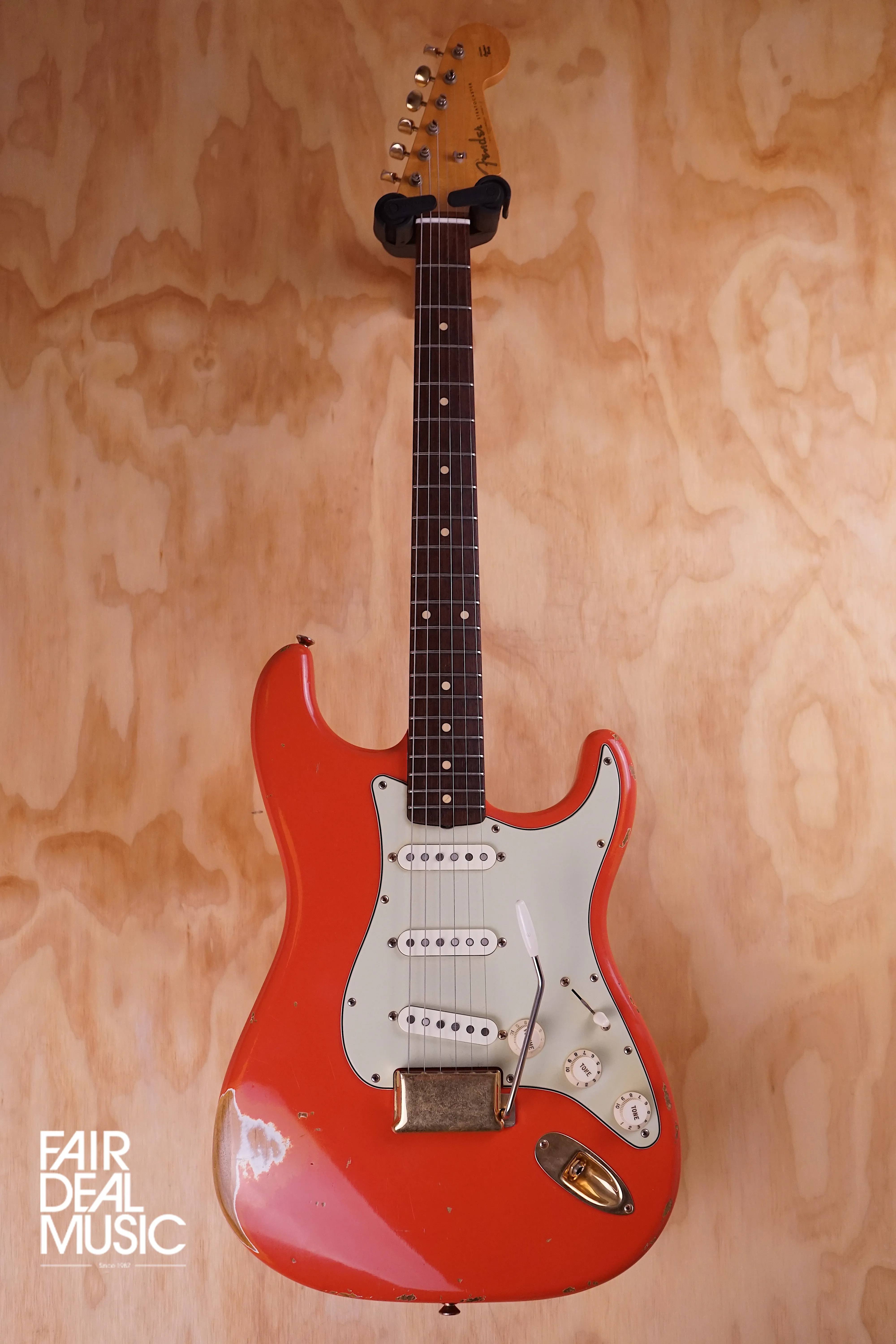 2000 Fender Custom Shop Stratocaster Relic in Fiesta Red with gold hardware, USED