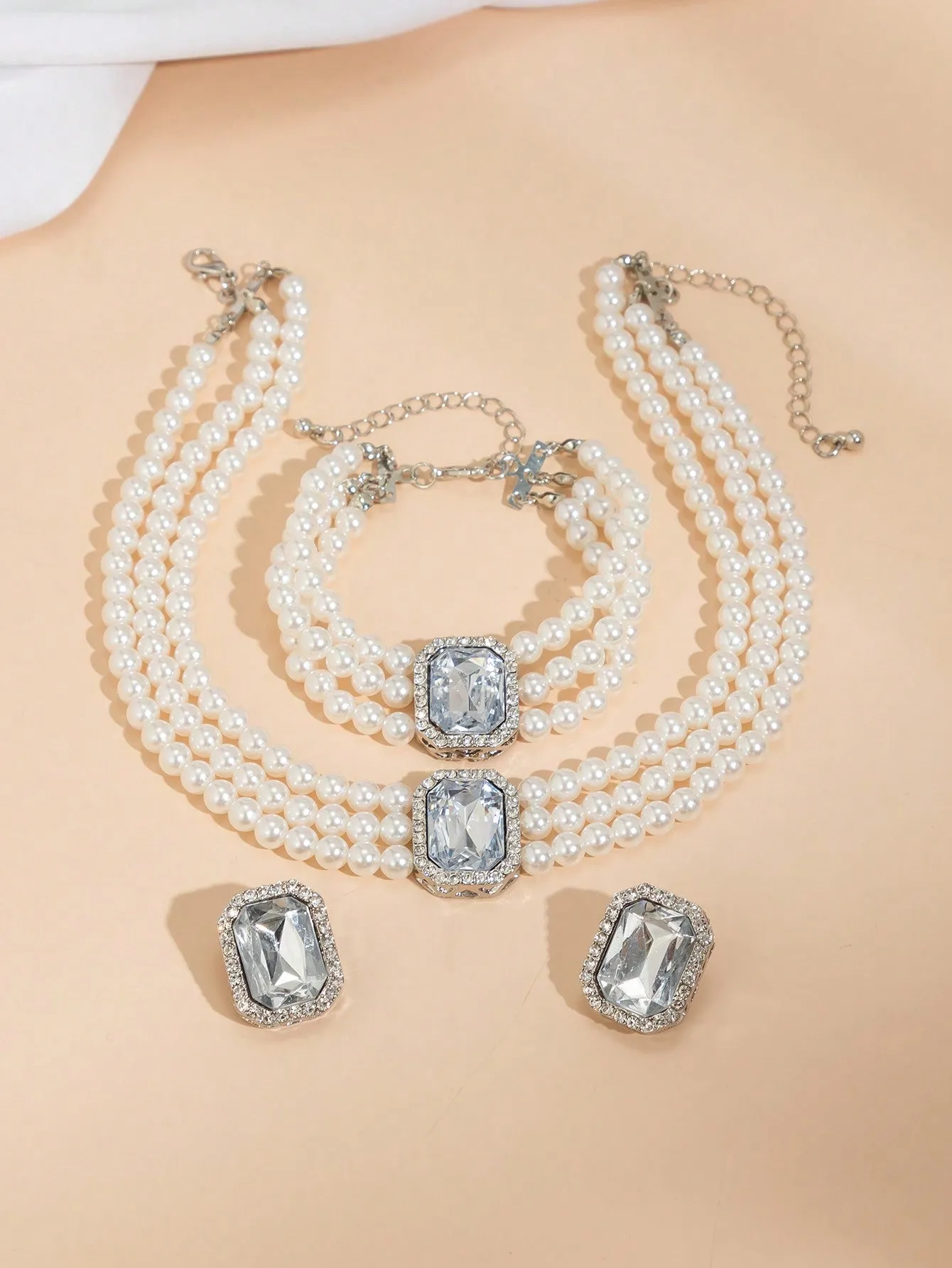 4pcs Rhinestone Inlaid Multilayer Pearl Beaded Necklace Set