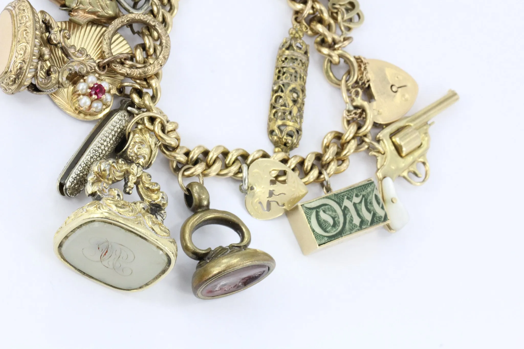 Antique 18K Gold English Tassie Seal heavy Loaded Charm Bracelet