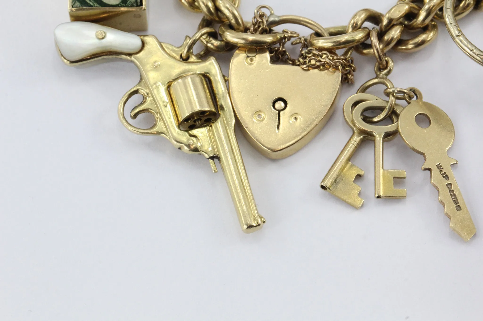 Antique 18K Gold English Tassie Seal heavy Loaded Charm Bracelet