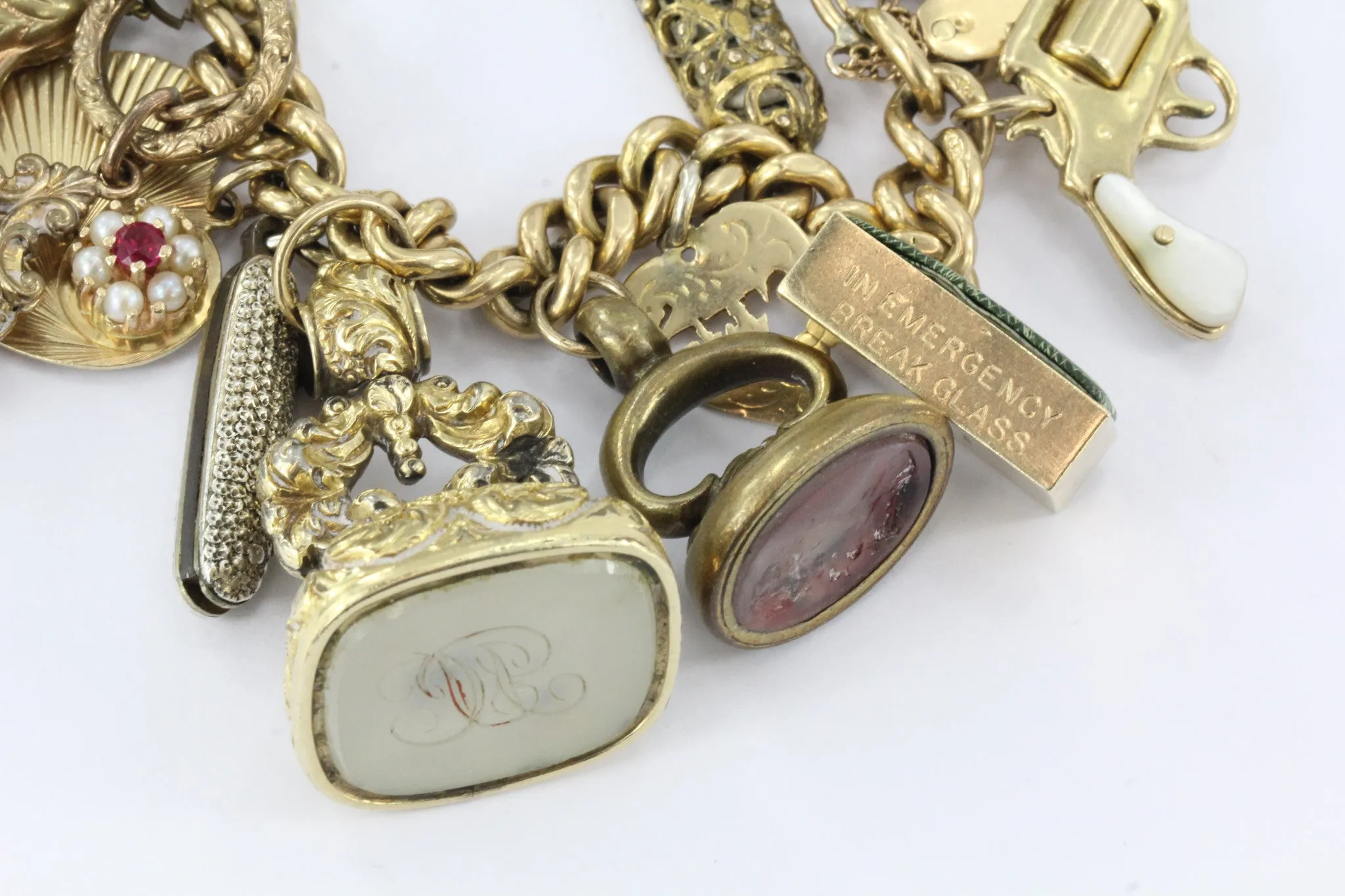 Antique 18K Gold English Tassie Seal heavy Loaded Charm Bracelet