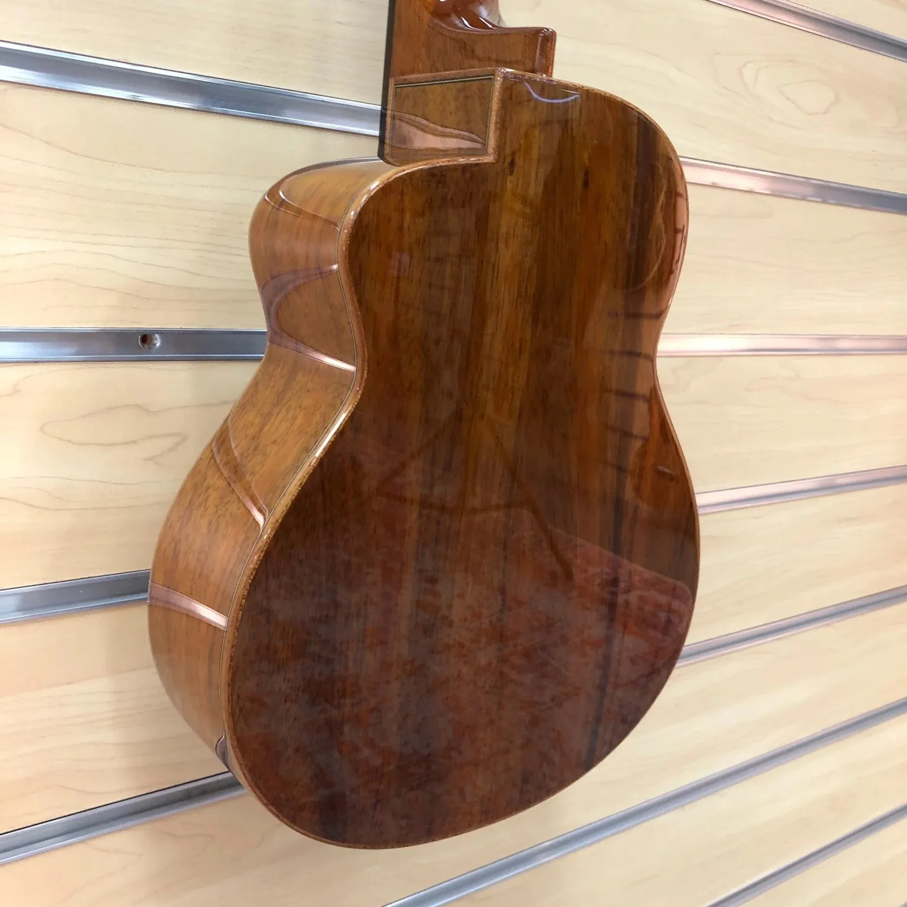aNueNue Koa Bird Concert Ukulele UC1K