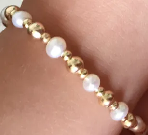 Children's Bracelets:  18k Gold Filled, Freshwater Pearl Bracelets 14cm   Extension. Age 2 - 6 with Gift Box