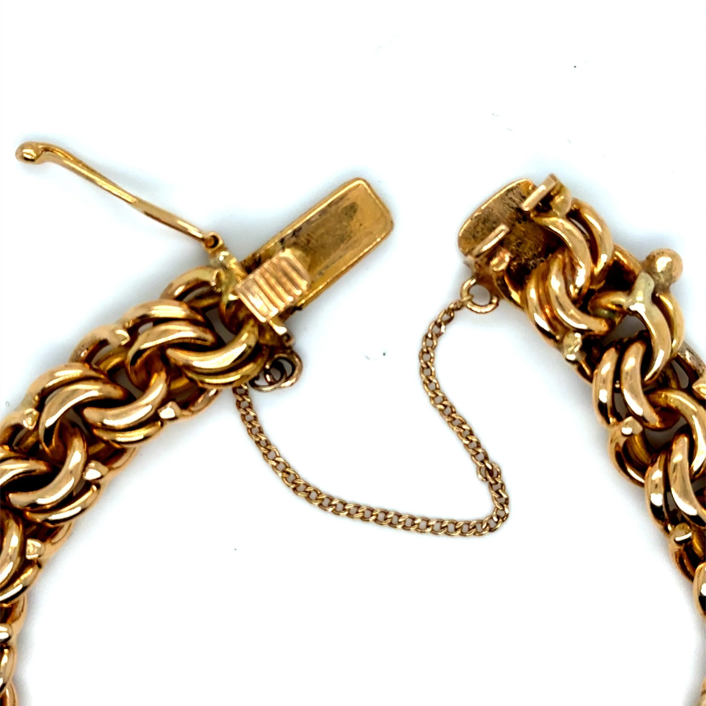 Chunky Vintage 18K Yellow Gold Bracelet Charm Bracelet.