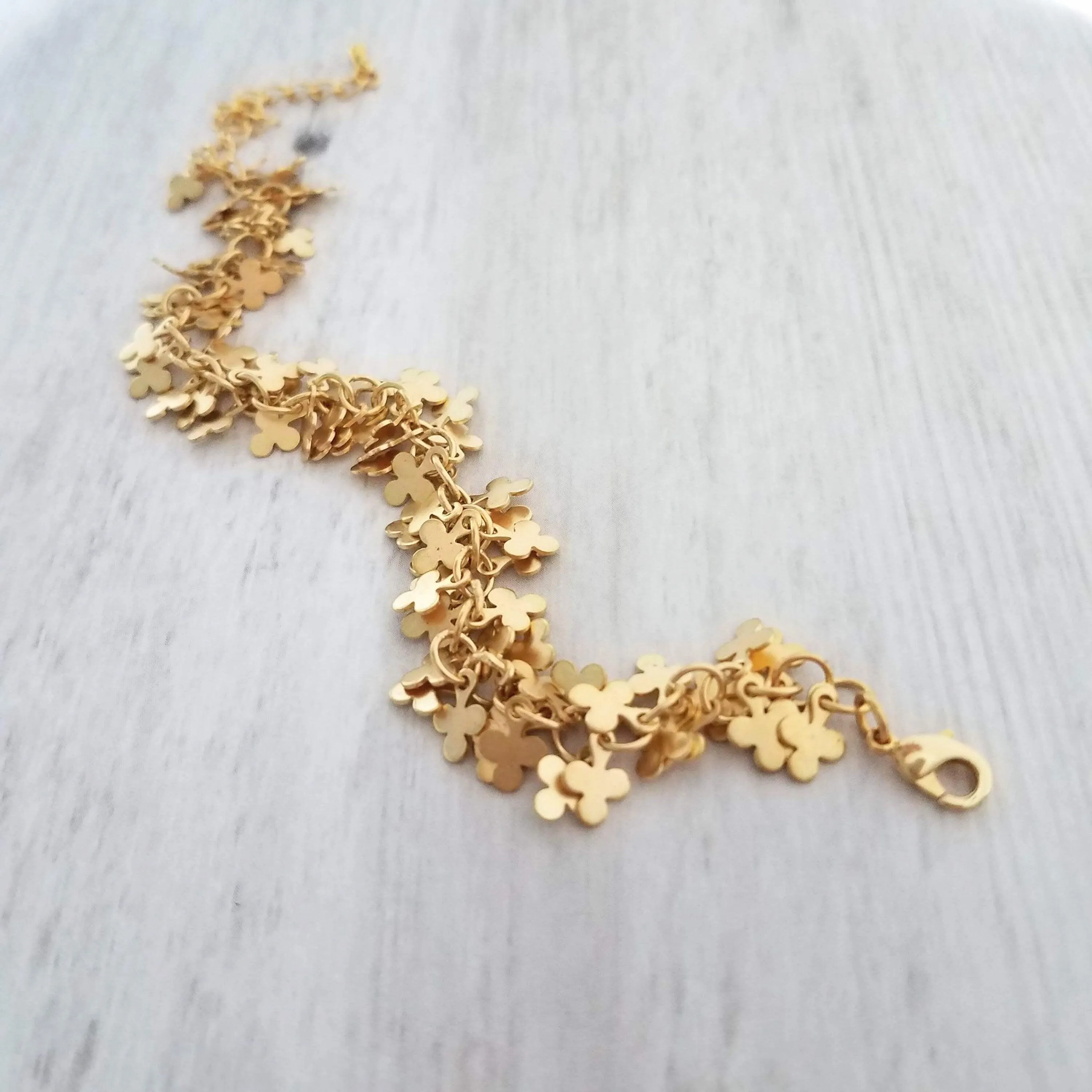 Clover Bracelet, gold cluster bracelet, gold clover chain, lucky charm bracelet, fringe bracelet, good luck bracelet, St Patricks Day bracelet