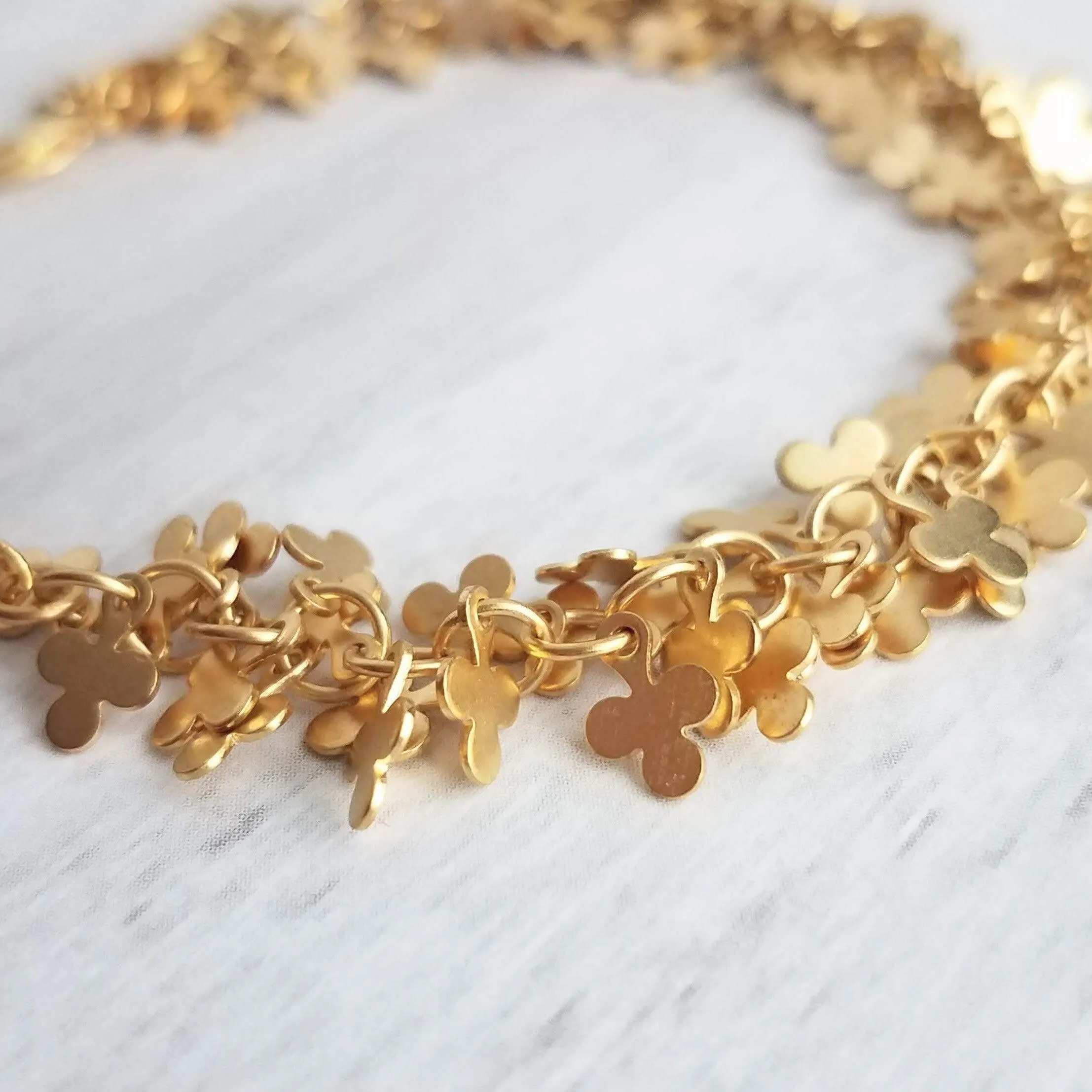 Clover Bracelet, gold cluster bracelet, gold clover chain, lucky charm bracelet, fringe bracelet, good luck bracelet, St Patricks Day bracelet