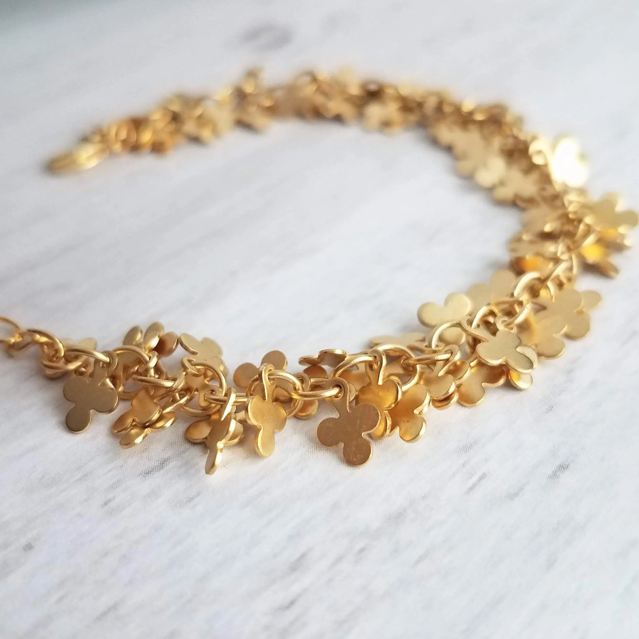 Clover Bracelet, gold cluster bracelet, gold clover chain, lucky charm bracelet, fringe bracelet, good luck bracelet, St Patricks Day bracelet