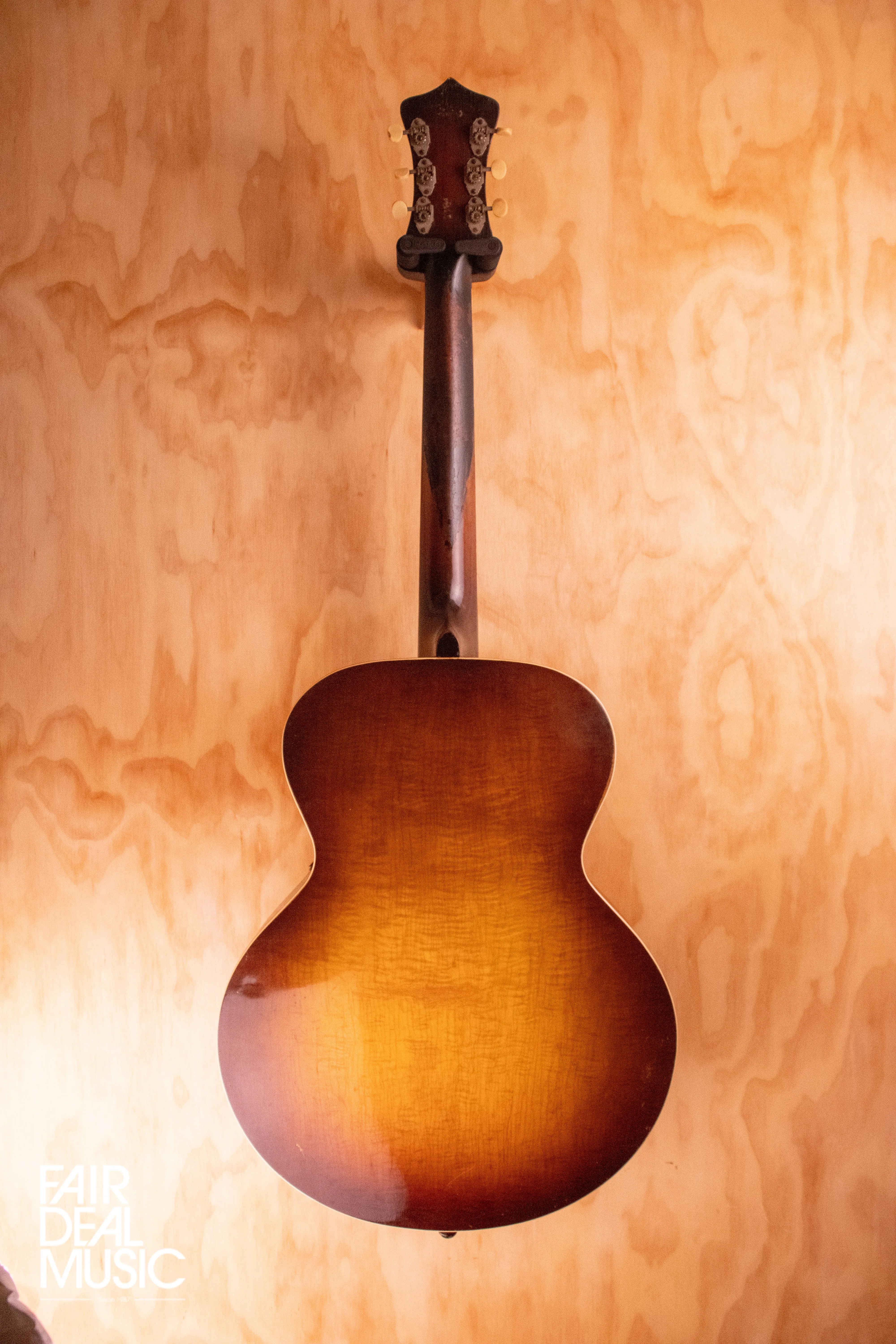 Cromwell G4 Archtop Guitar, crafted by Gibson (30/40s), USED