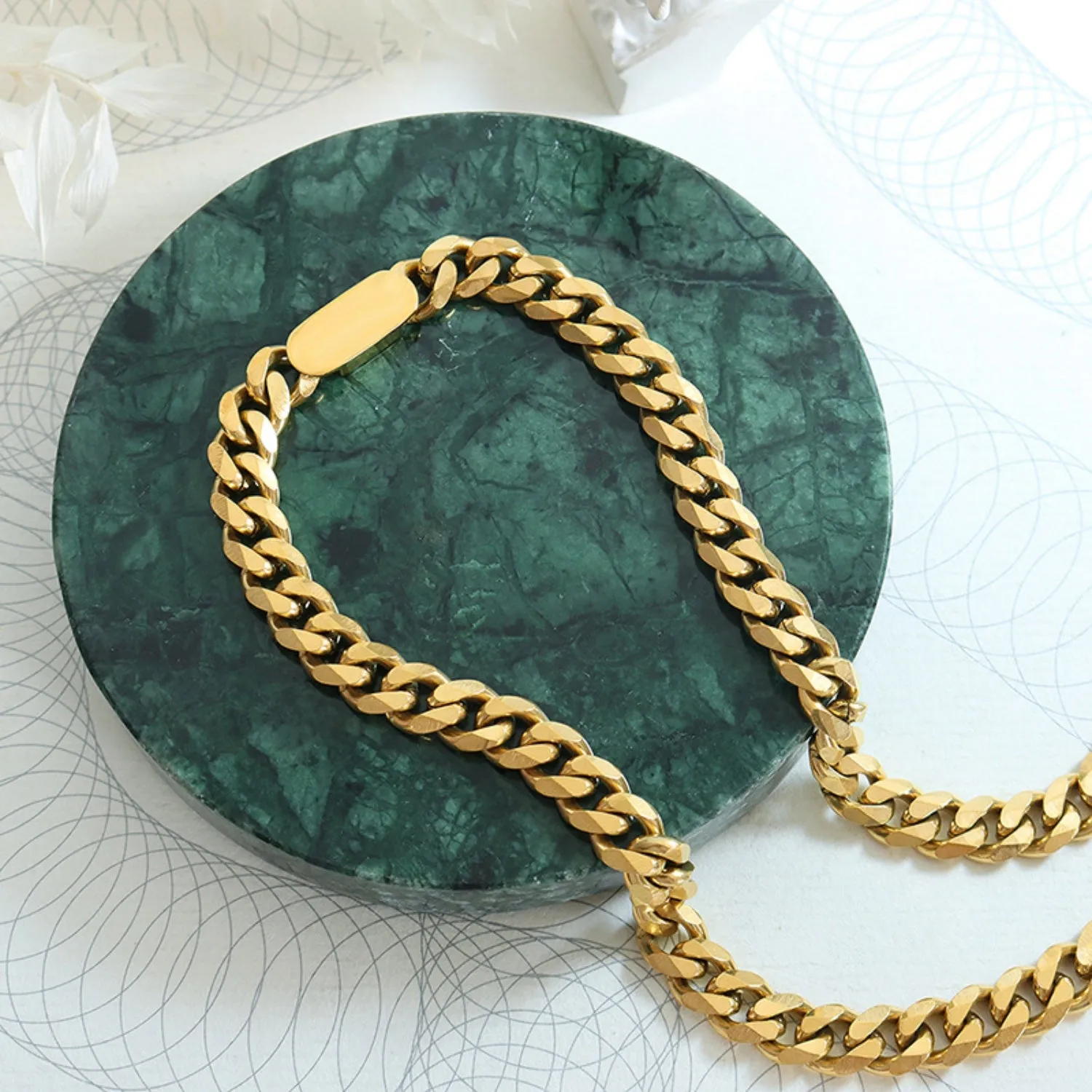 Cuban Luxe Gold Bar Necklace
