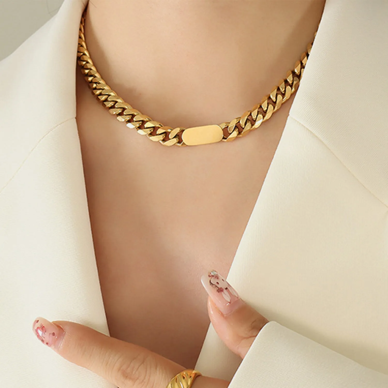 Cuban Luxe Gold Bar Necklace