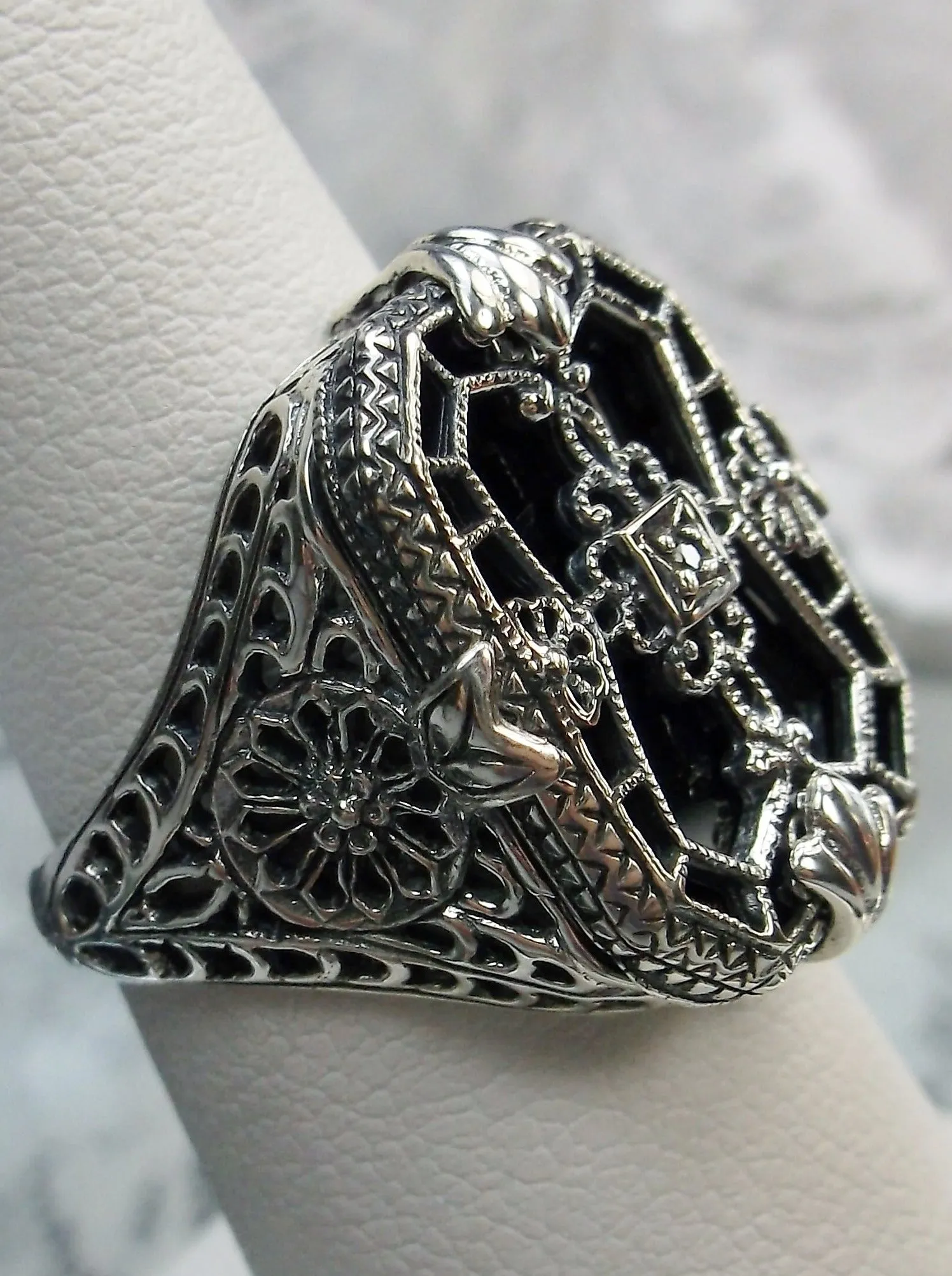 D203, Stained Glass Ring, Sterling Silver Filigree with Stained-Glass & Diamond Inset Gem, Art Deco Jewelry #D203
