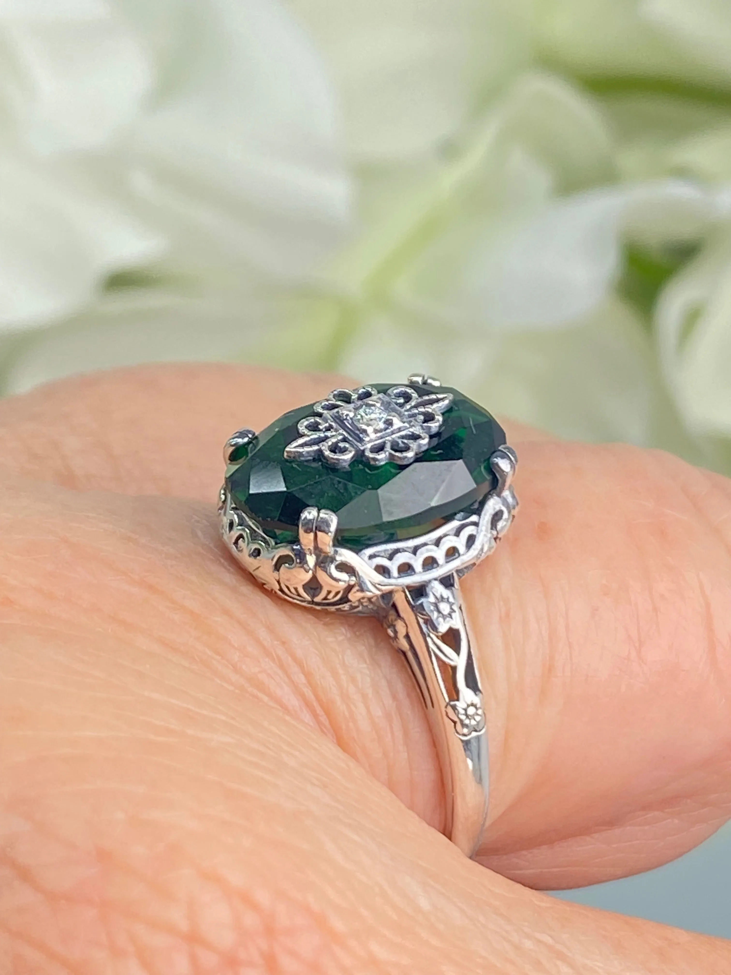 Emerald Green Ring, Size 7, Sterling Silver Embellishment, Edwardian Jewelry #D70e - Ready to Ship