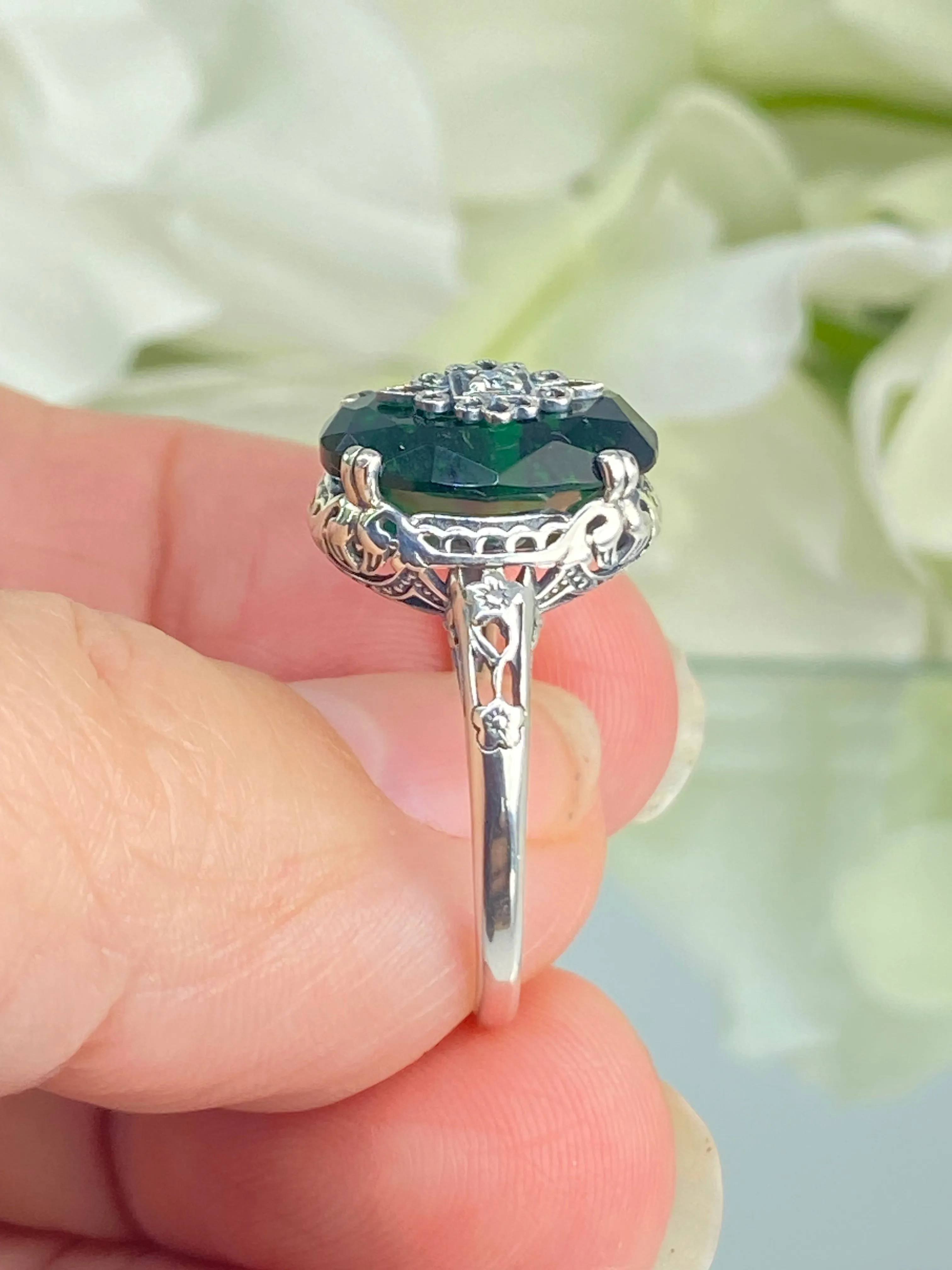 Emerald Green Ring, Size 7, Sterling Silver Embellishment, Edwardian Jewelry #D70e - Ready to Ship