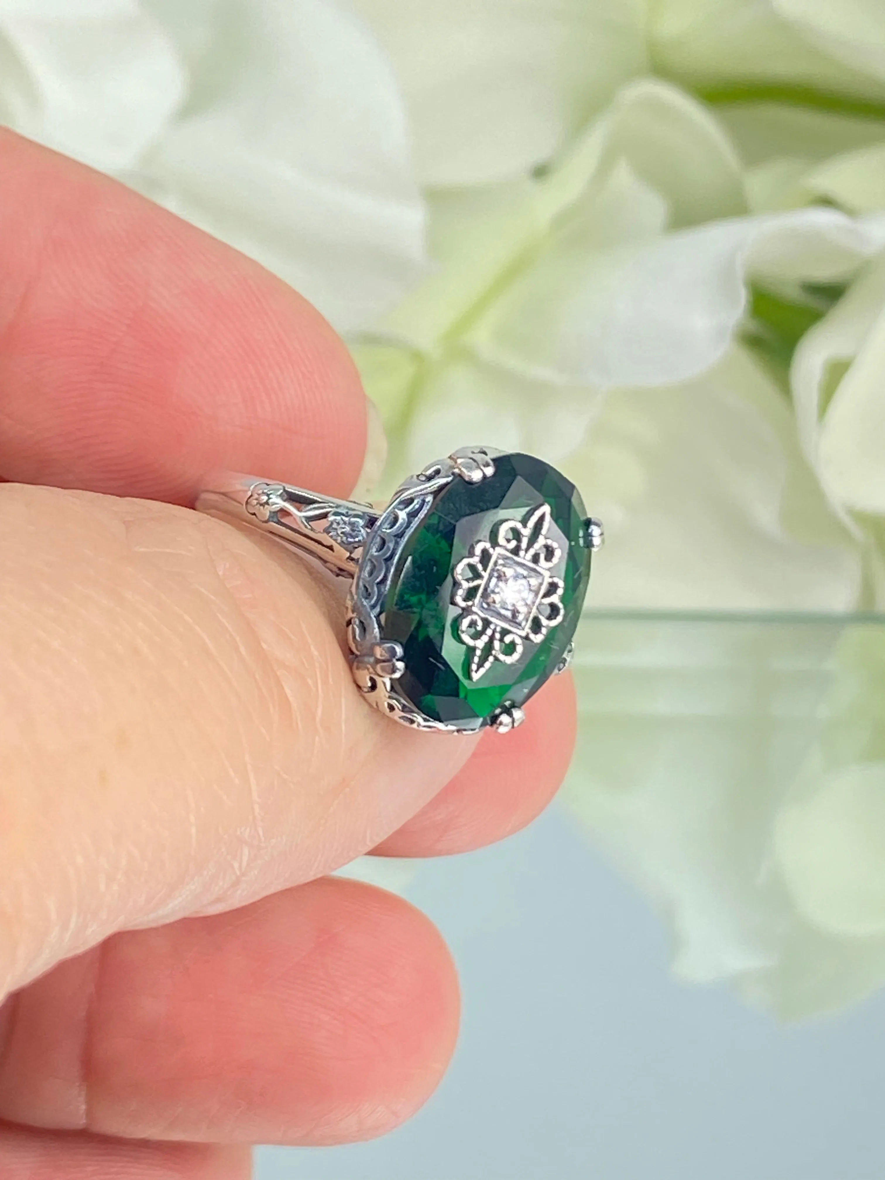 Emerald Green Ring, Size 7, Sterling Silver Embellishment, Edwardian Jewelry #D70e - Ready to Ship