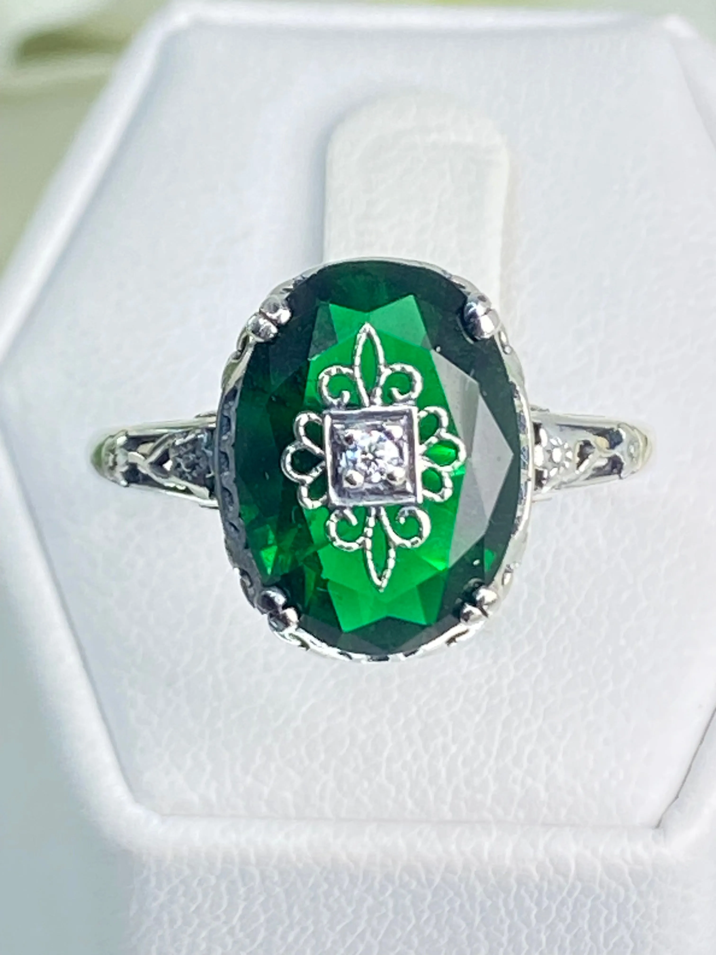 Emerald Green Ring, Size 7, Sterling Silver Embellishment, Edwardian Jewelry #D70e - Ready to Ship