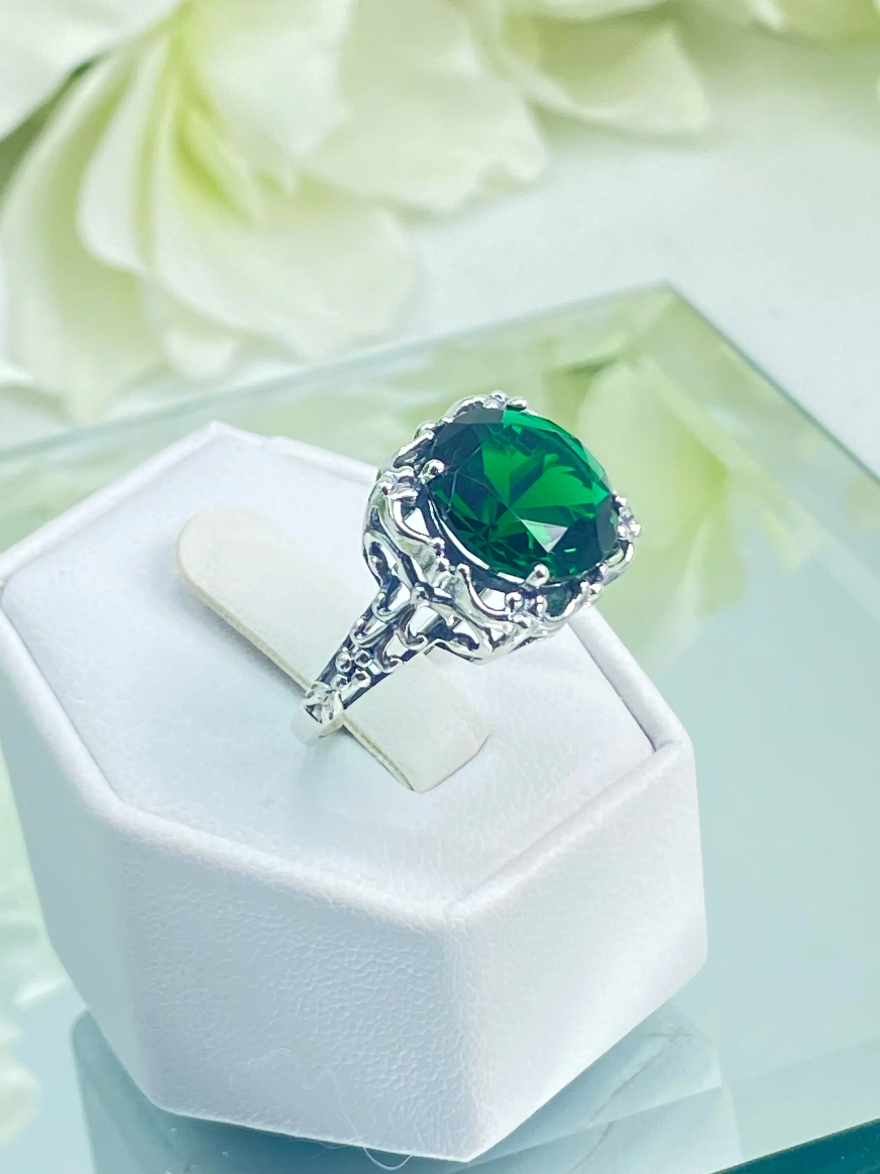 Emerald Ring, Victorian Jewelry #D103