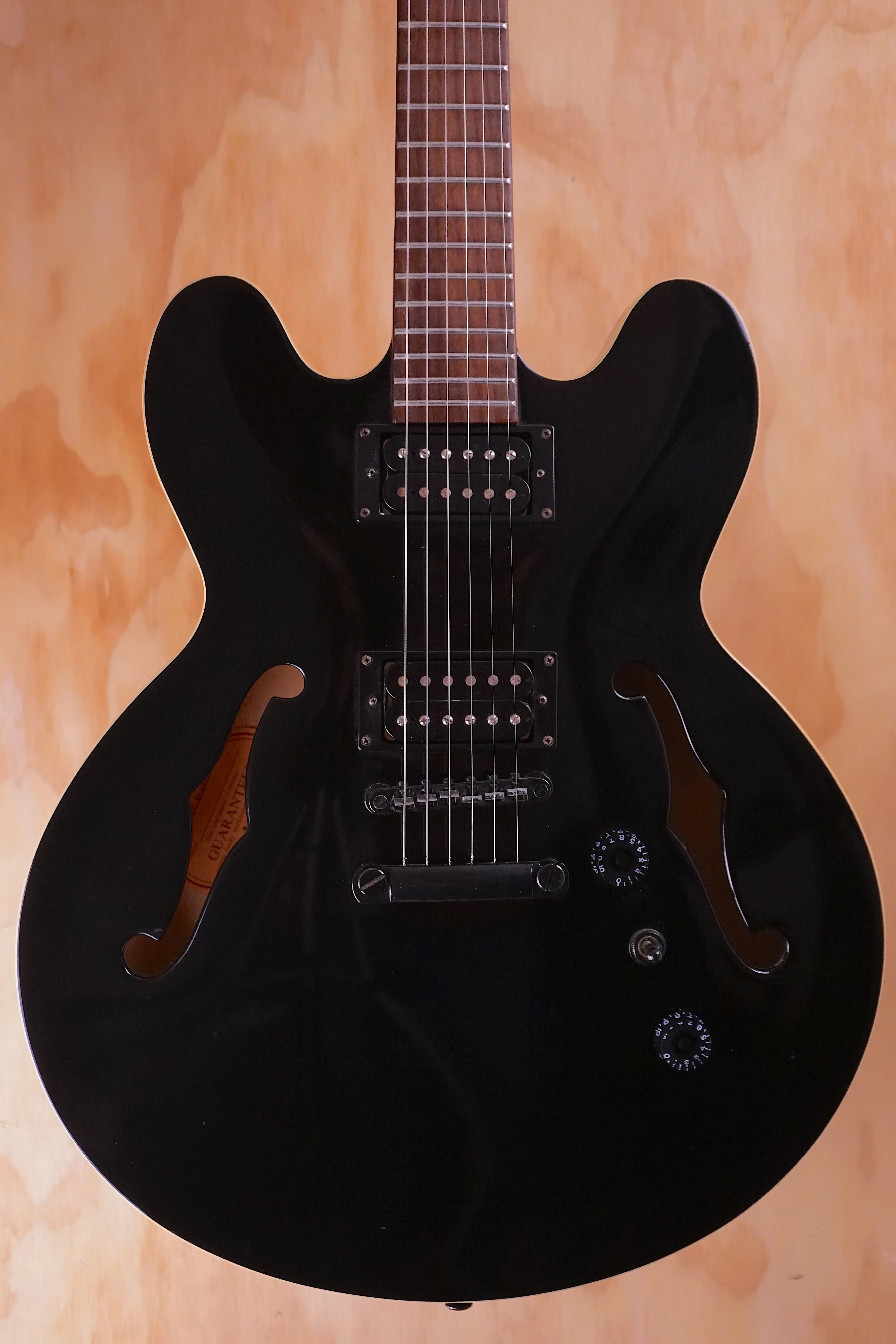 Epiphone Dot Studio in Ebony (Used)