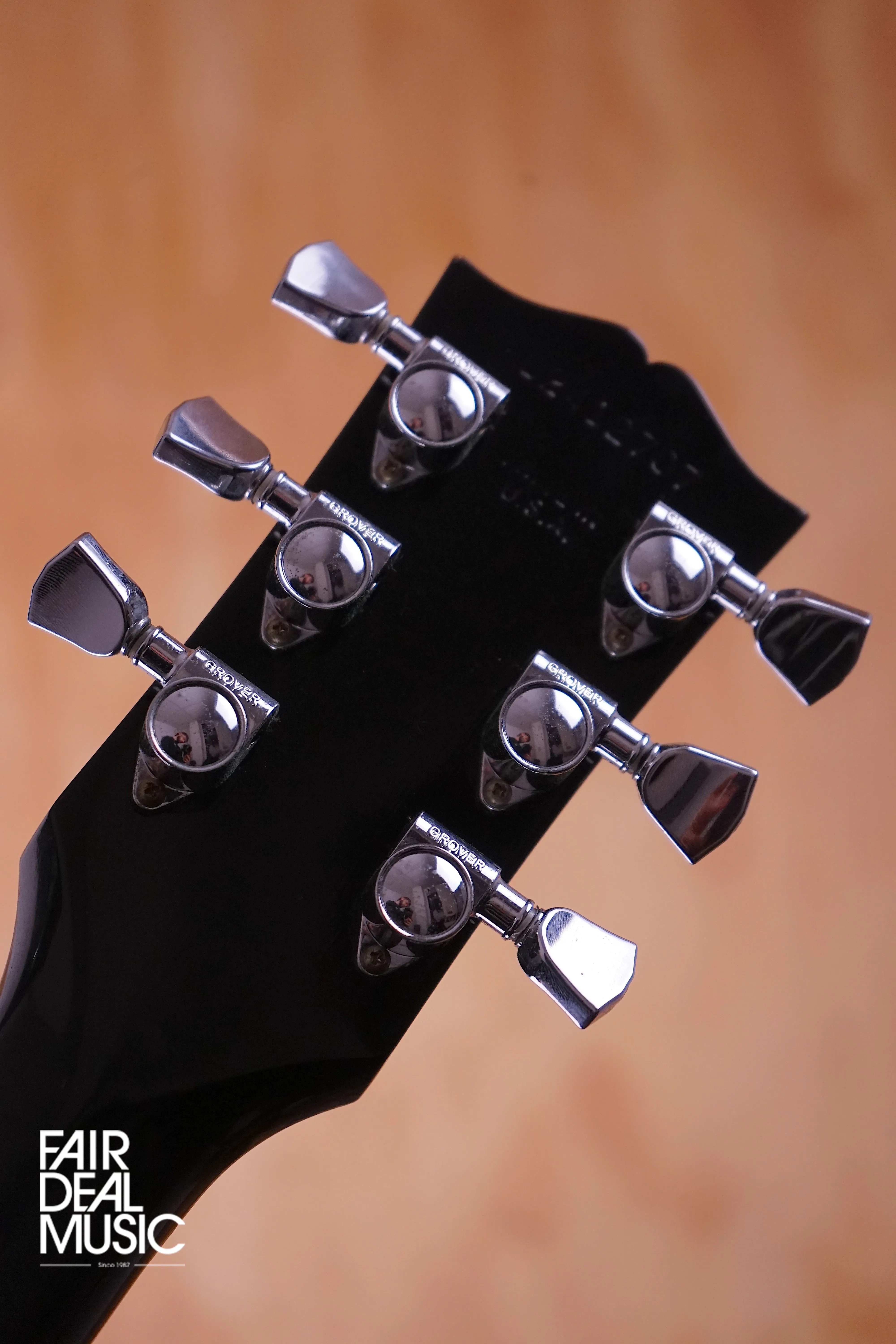 Gibson ES-135 in Ebony, USED