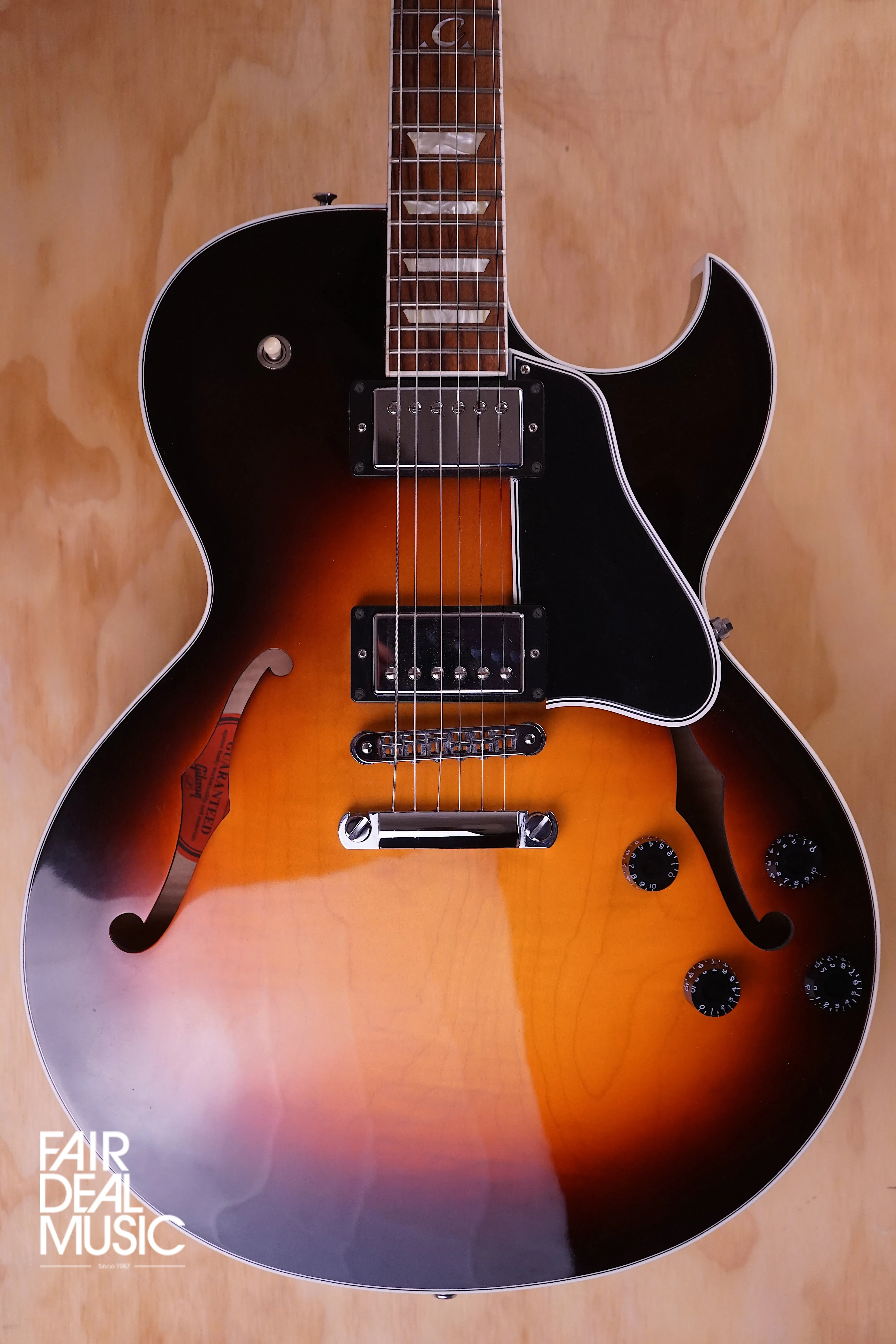 Gibson ES-137, USED