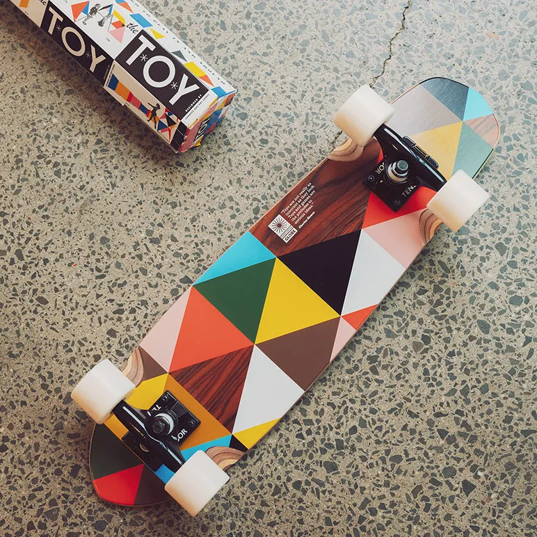 GLOBE x Eames skateboard - Play