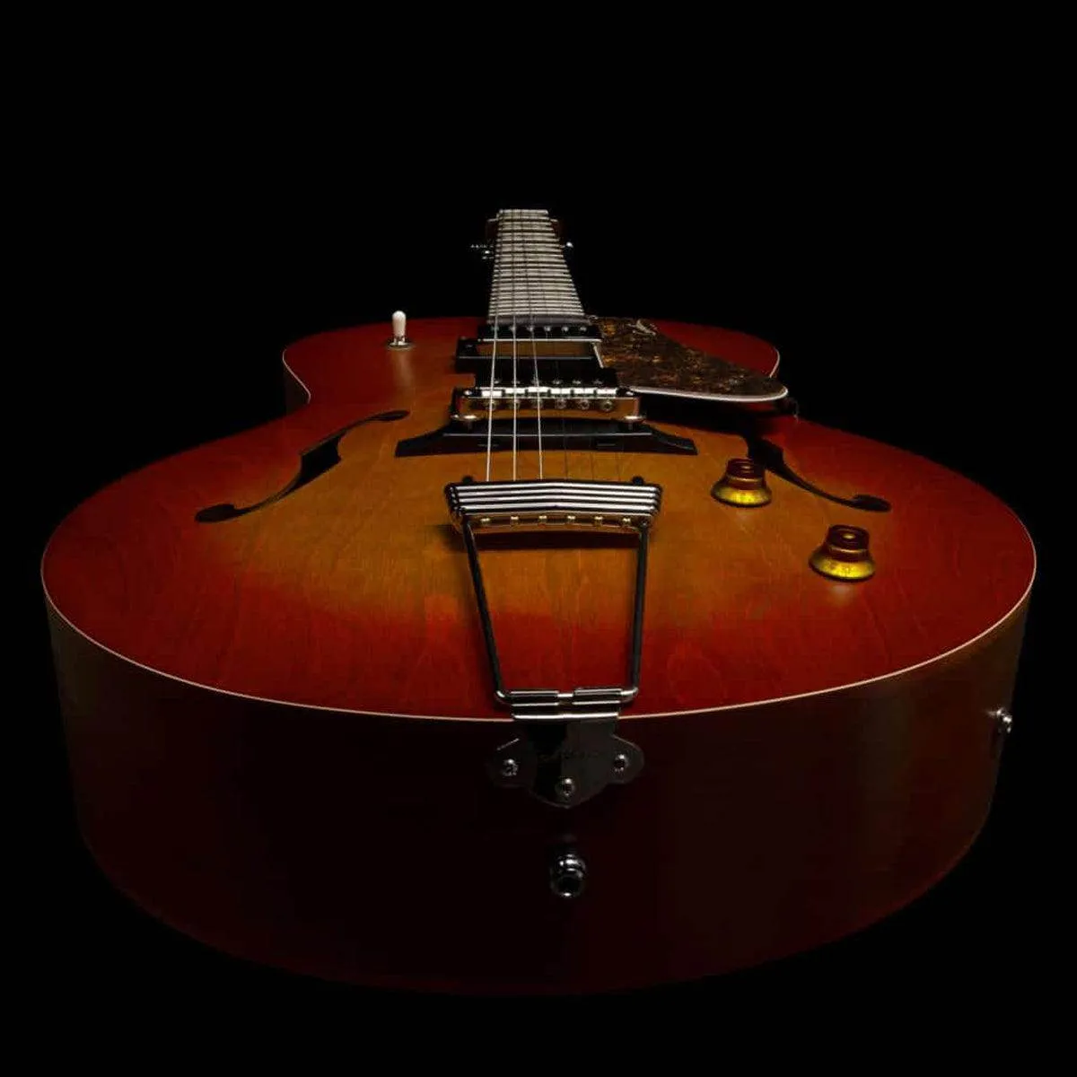 Godin 5th Avenue Jumbo Semi-Acoustic Guitar ~ Memphis Sun
