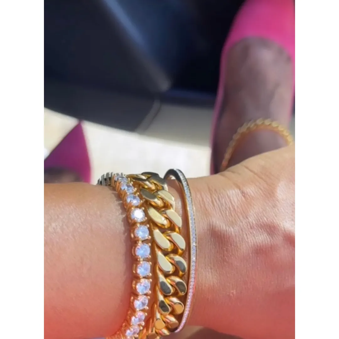 GOLD THIN DIAMOND BRACELET