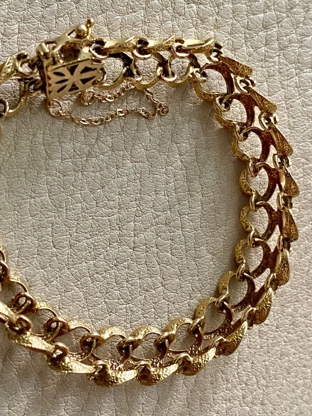 Incredible vintage fancy link 18k solid gold bracelet - size 7 inch
