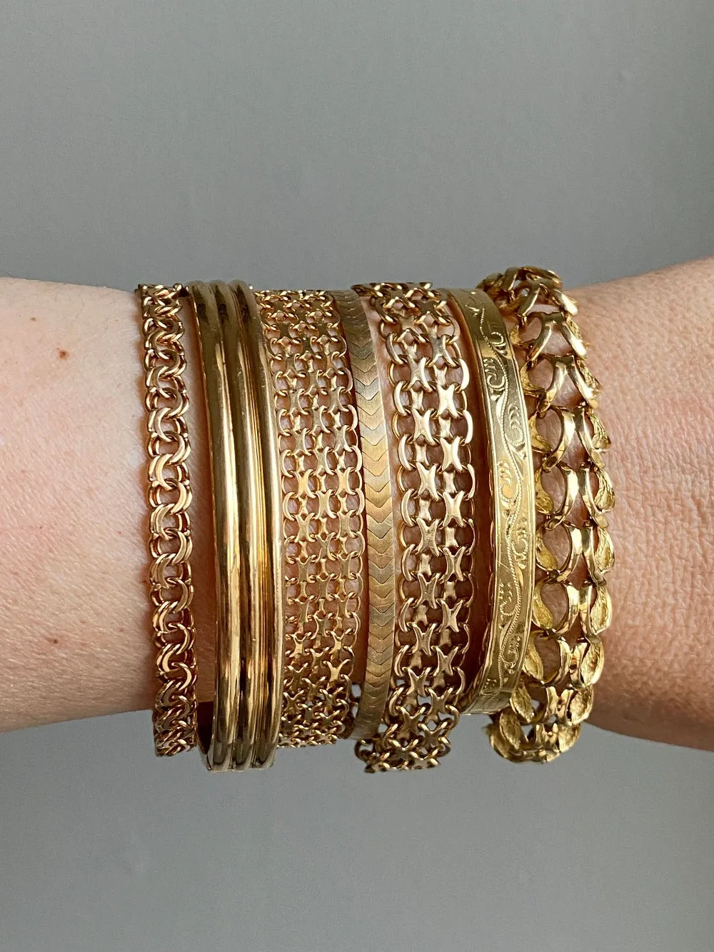 Incredible vintage fancy link 18k solid gold bracelet - size 7 inch
