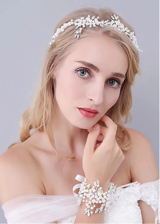 Luxury Wedding Bracelets With Rhinestones & Pearls