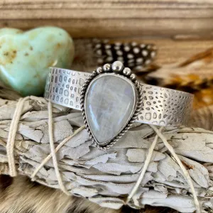 Moonstone teardrop Reptile sterling silver cuff