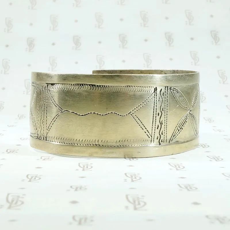North African Engraved White Brass Cuff
