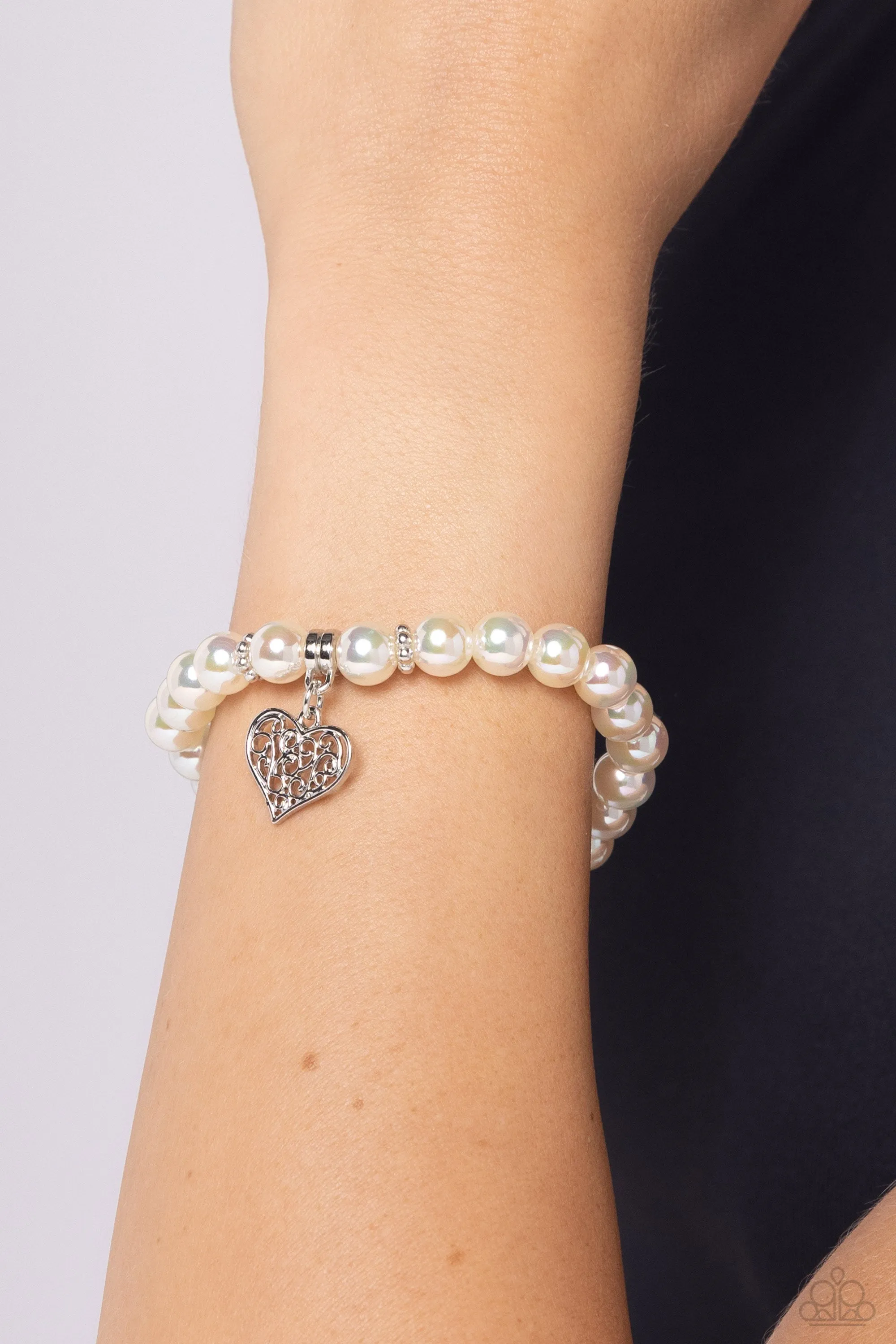 Paparazzi Prim and Pretty - Black Bracelet