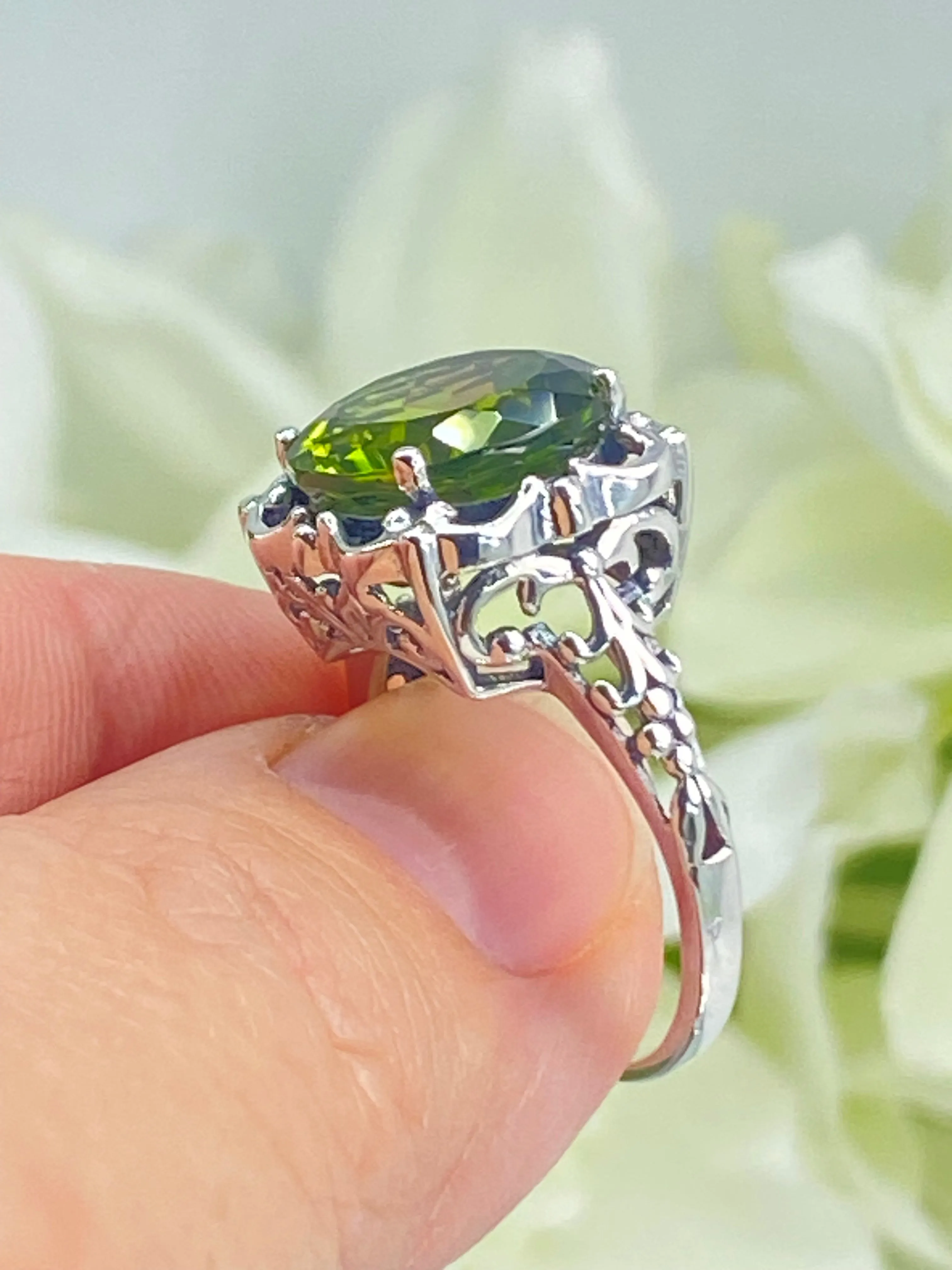 Peridot Ring, Victorian Jewelry #D103
