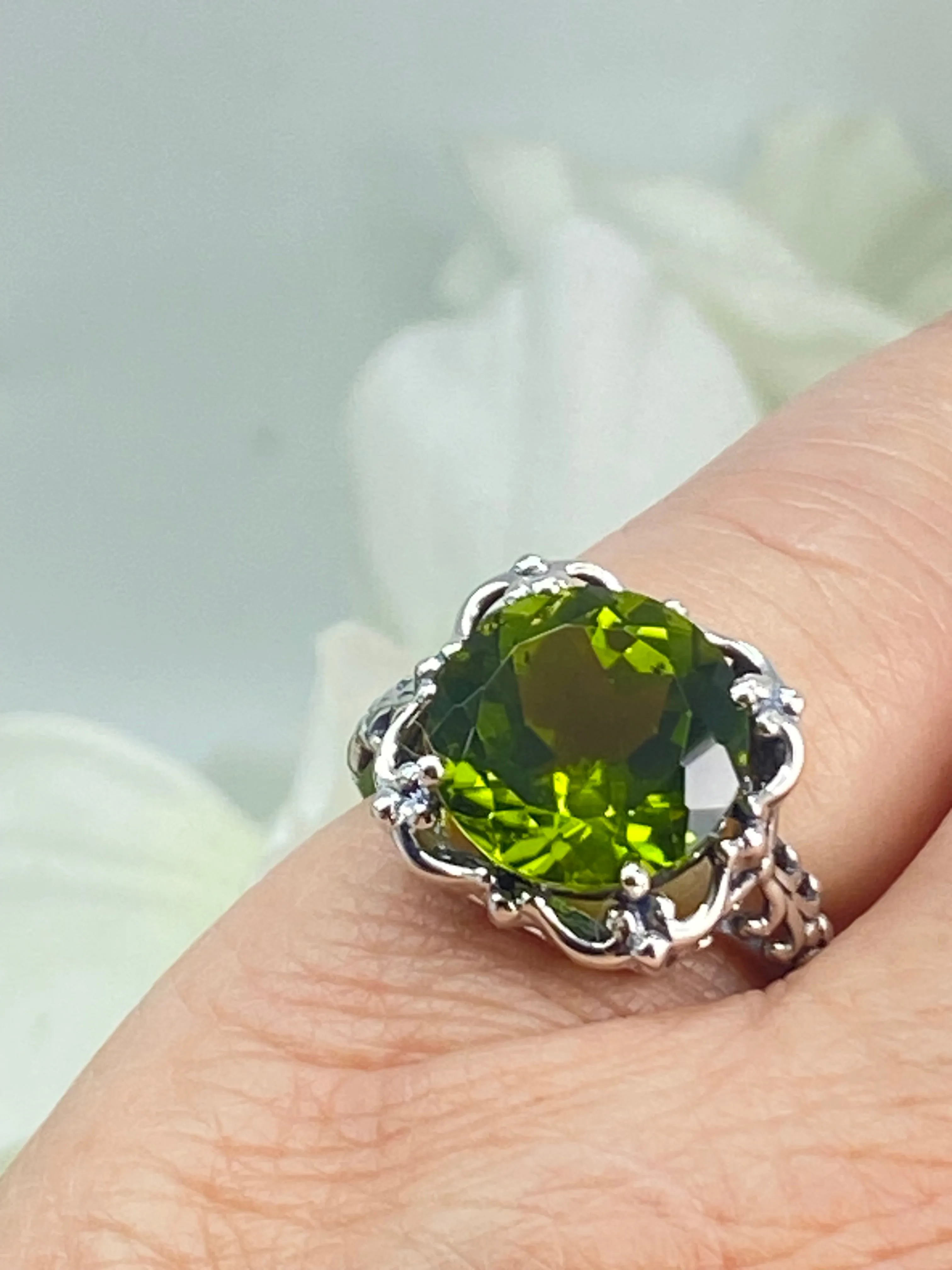 Peridot Ring, Victorian Jewelry #D103
