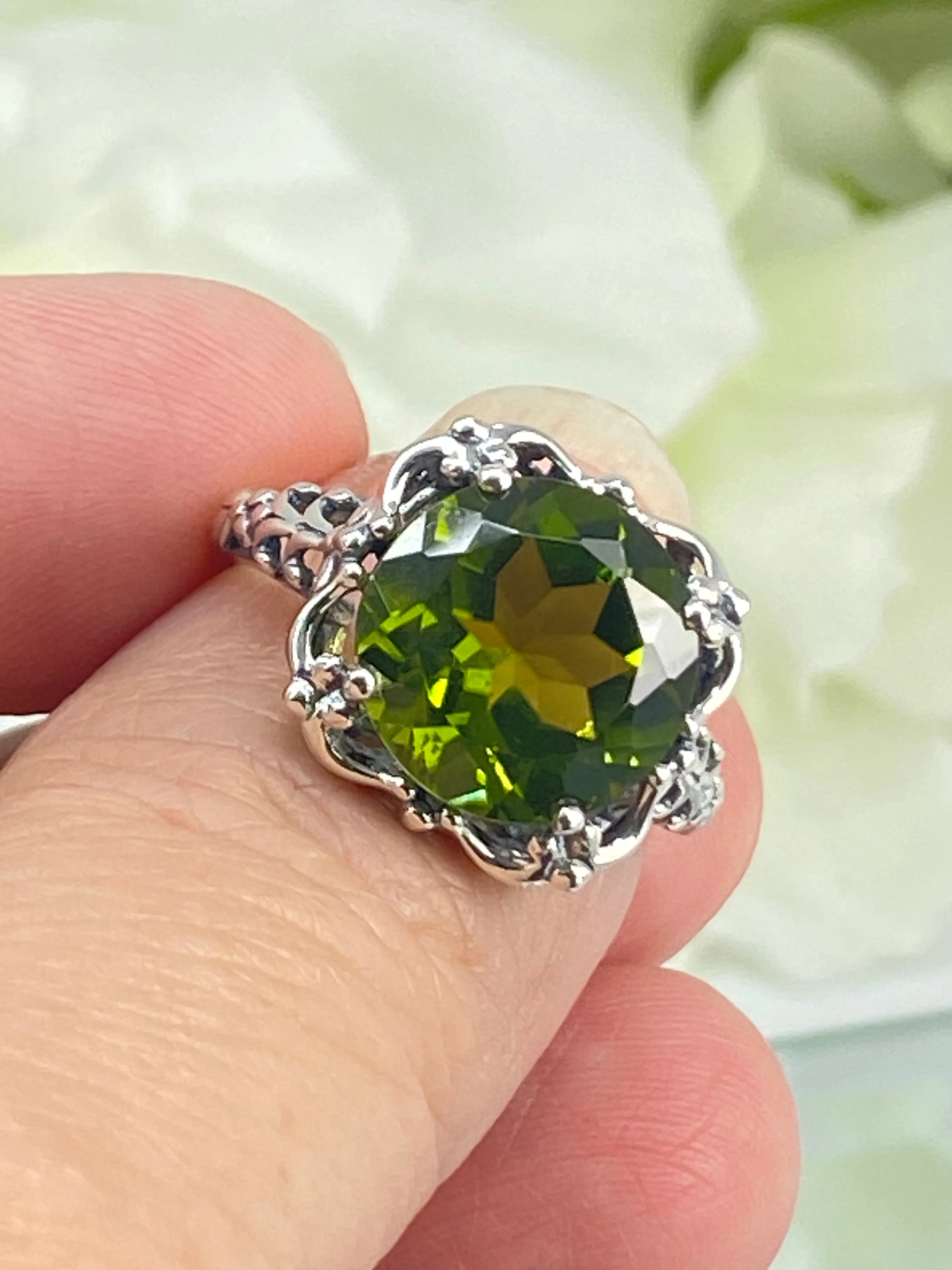Peridot Ring, Victorian Jewelry #D103