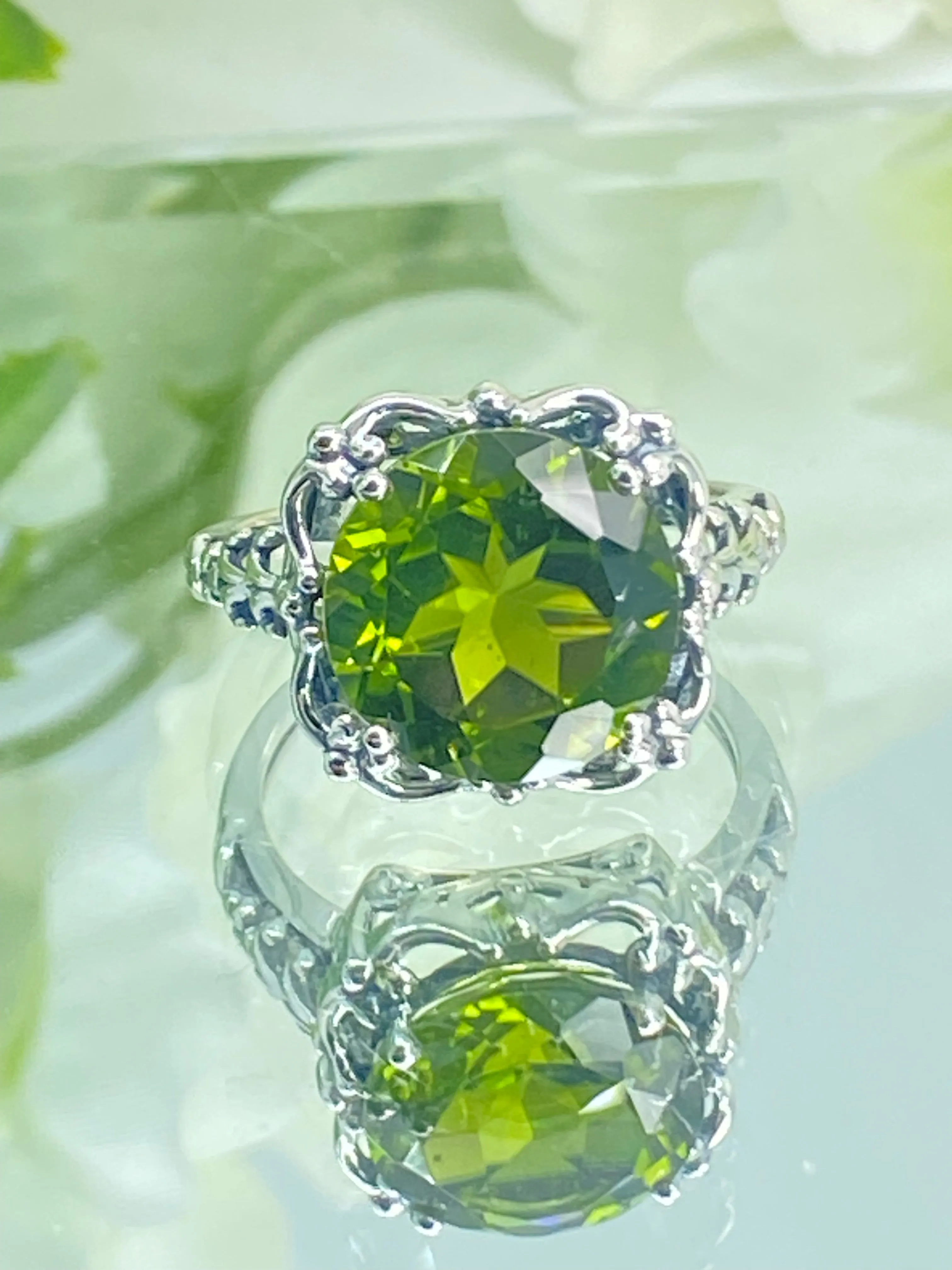 Peridot Ring, Victorian Jewelry #D103