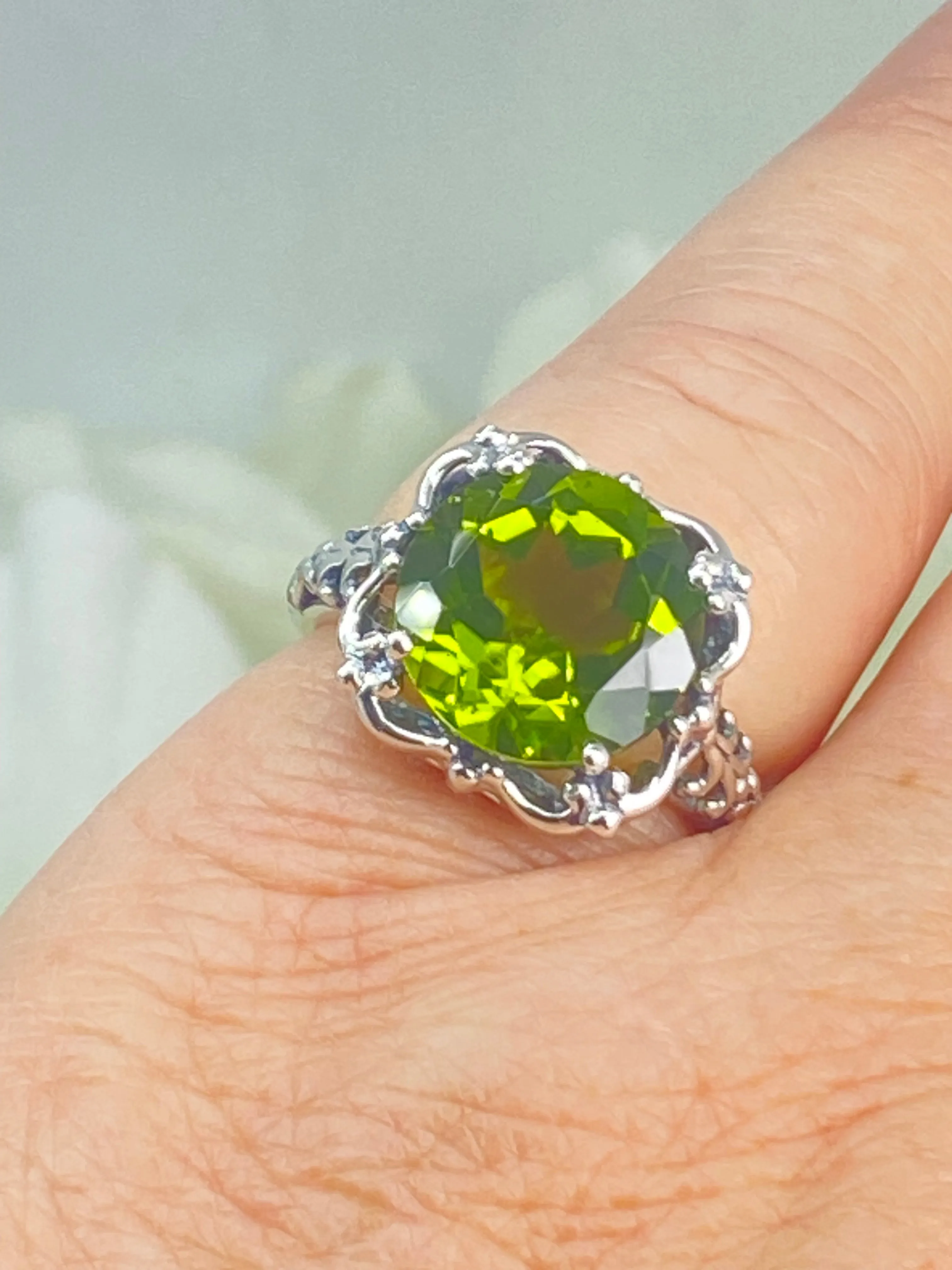 Peridot Ring, Victorian Jewelry #D103