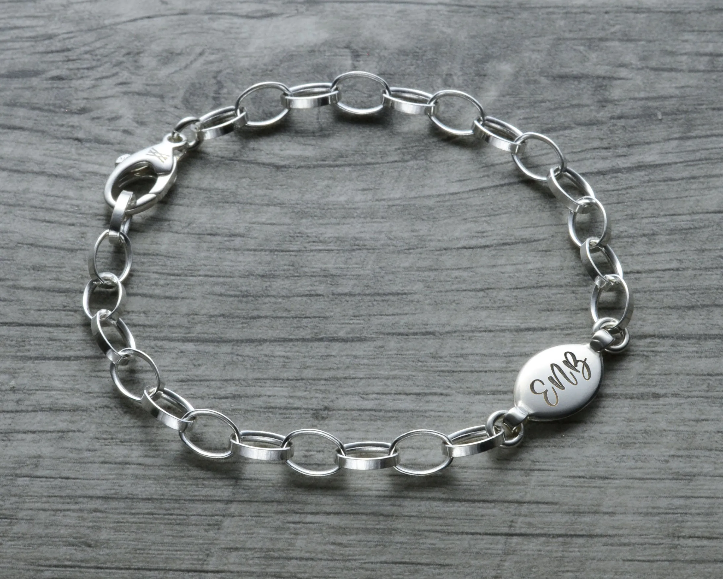 PERSONALIZED INITIAL BRACELET - OVAL TAG