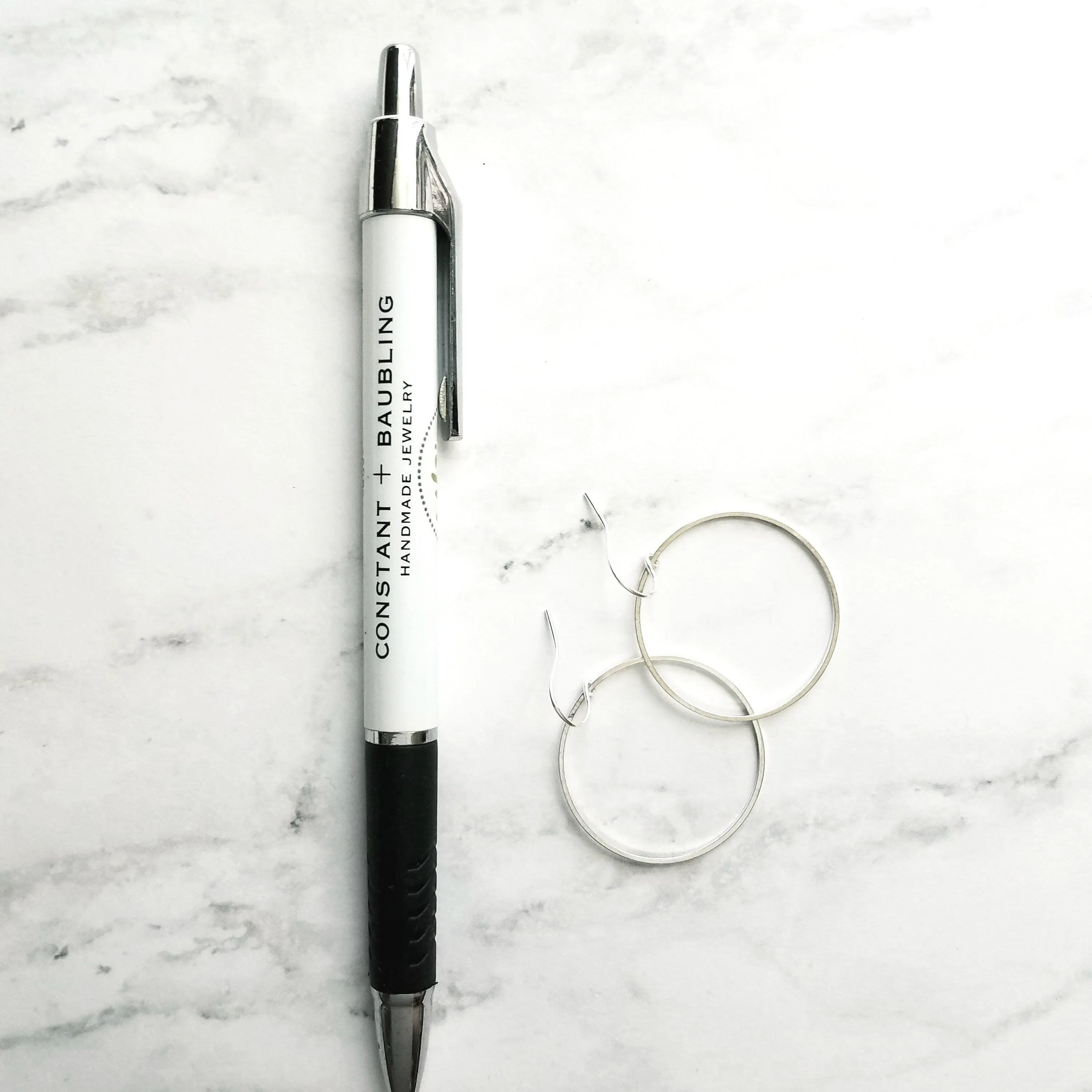 Silver Circle Earrings, simple silver hoops, thin hoop earring, open circle earring, delicate round earring, simple 1 inch circle, everyday