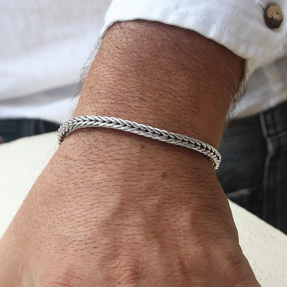 Slithering Silver
