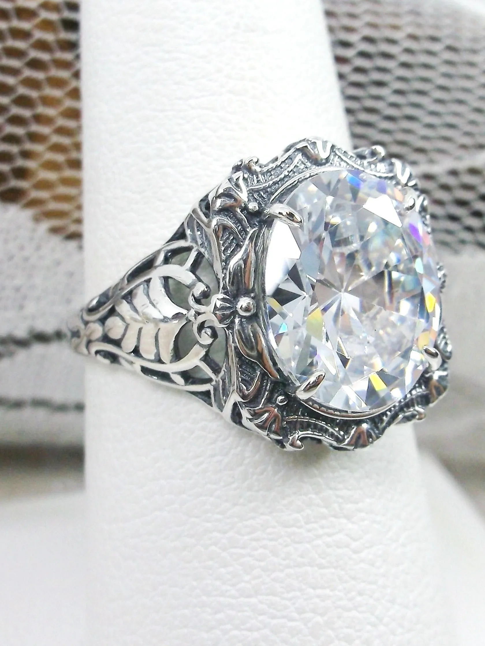 Sparkling White CZ Ring, Oval Art Nouveau Style, Vintage Sterling Silver Filigree Ring, Beauty Ring, D229