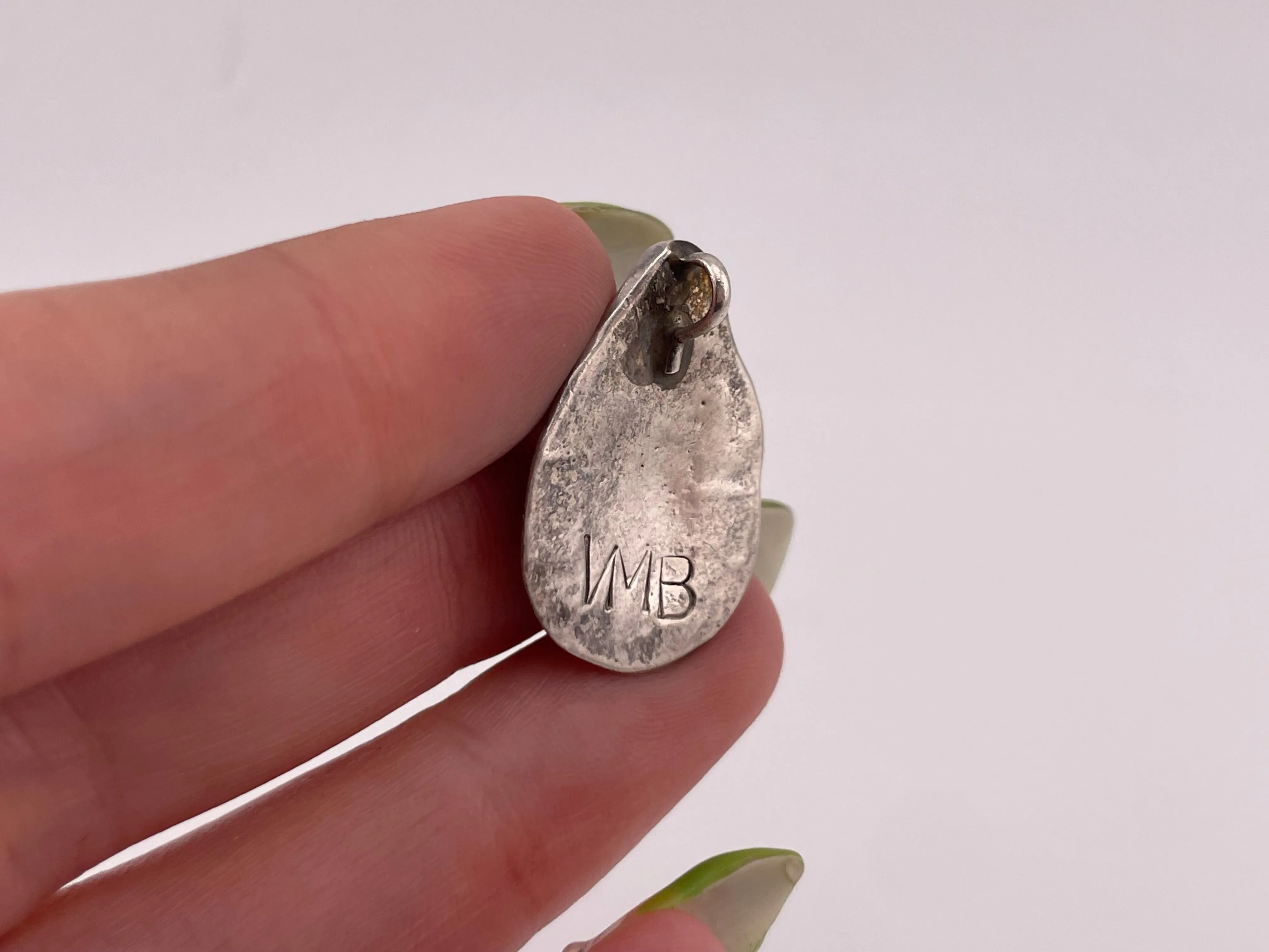 sterling silver artist signed Victor Moses Begay turquoise & mother of pearl pendant