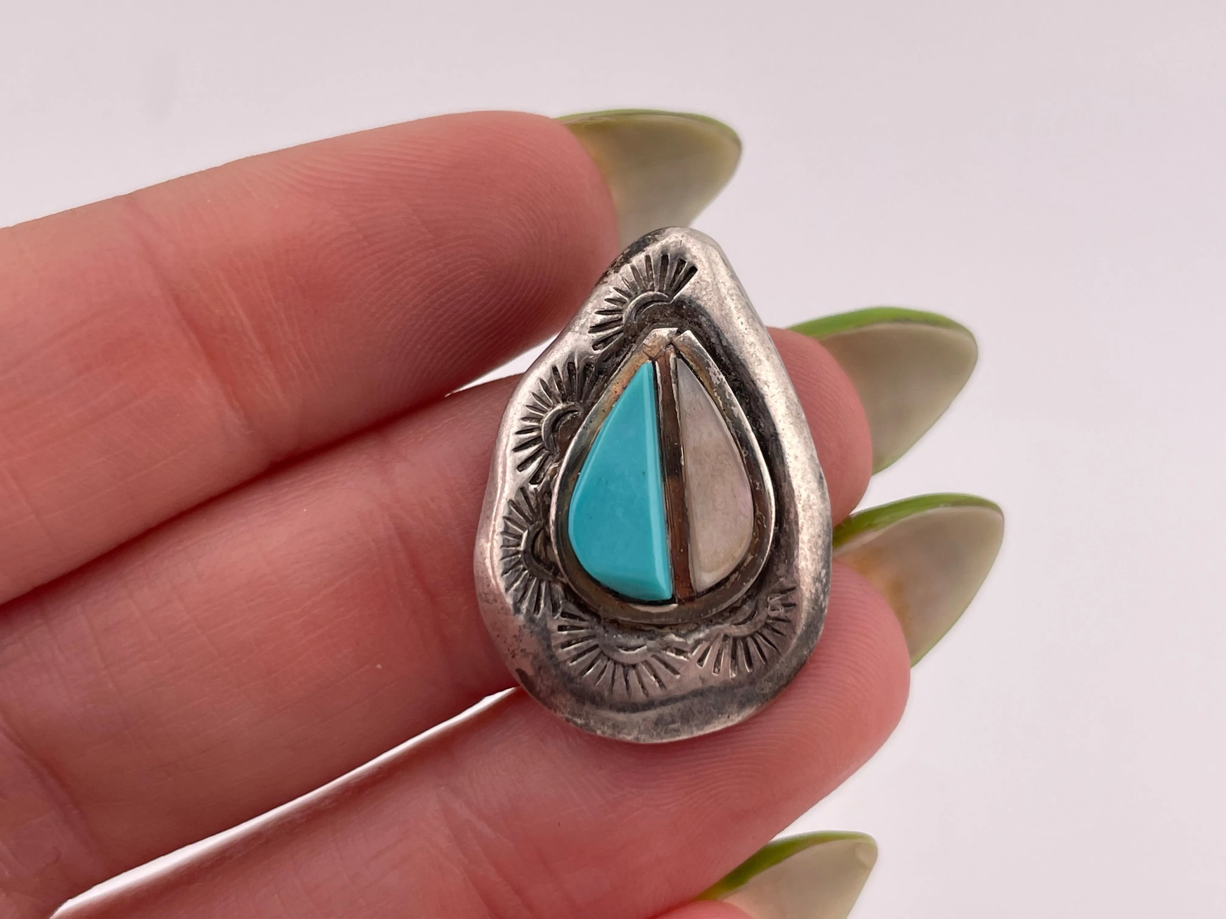 sterling silver artist signed Victor Moses Begay turquoise & mother of pearl pendant