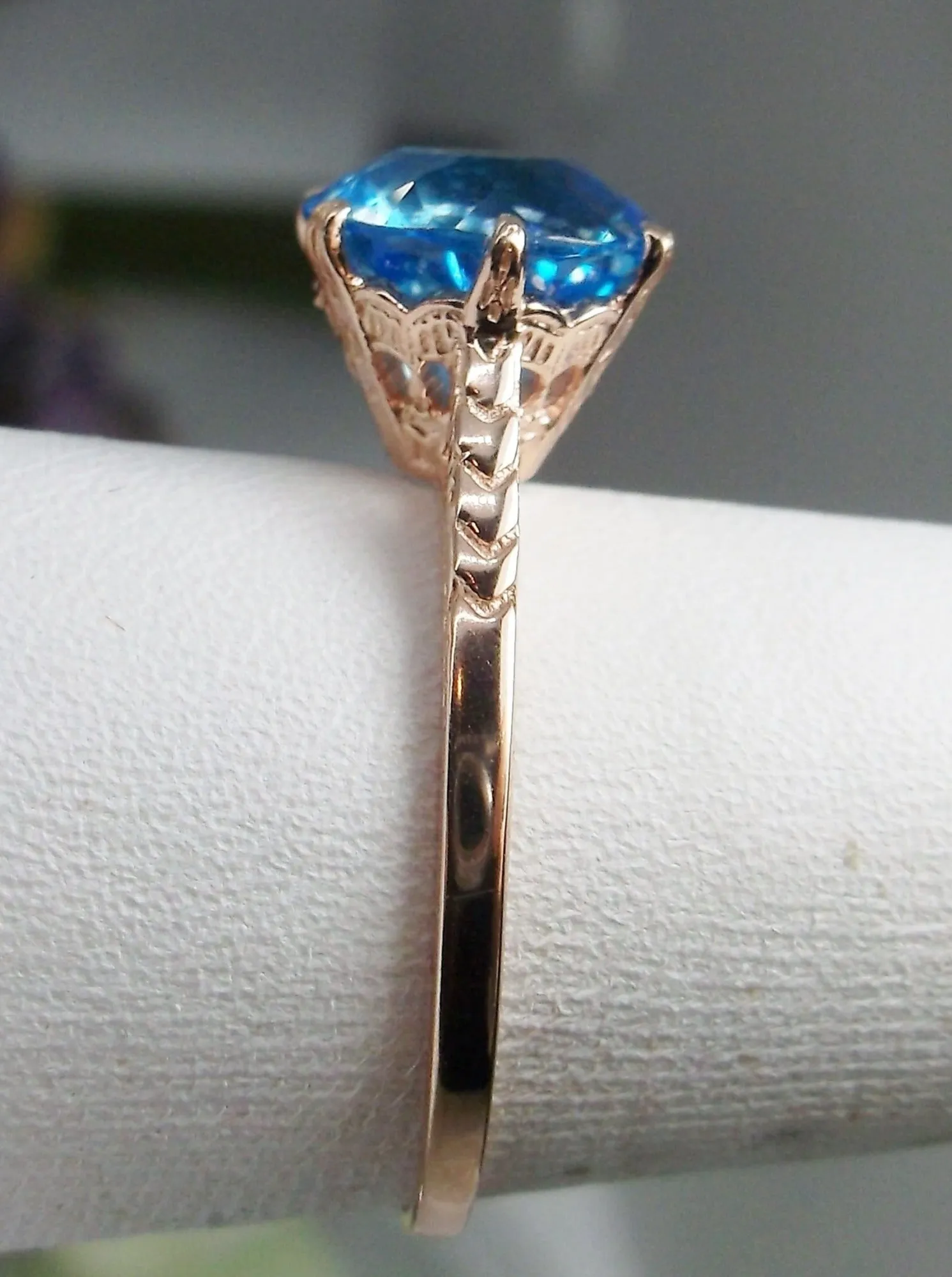 Topaz Ring, Rose Gold, Natural Swiss Blue Solitaire, Classic Jewelry #D37z